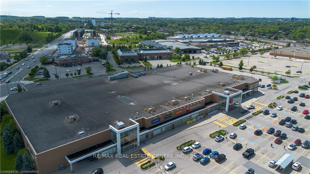 Photo 5 of Unit C12, 10 Palace Street, Kitchener — HOMEH