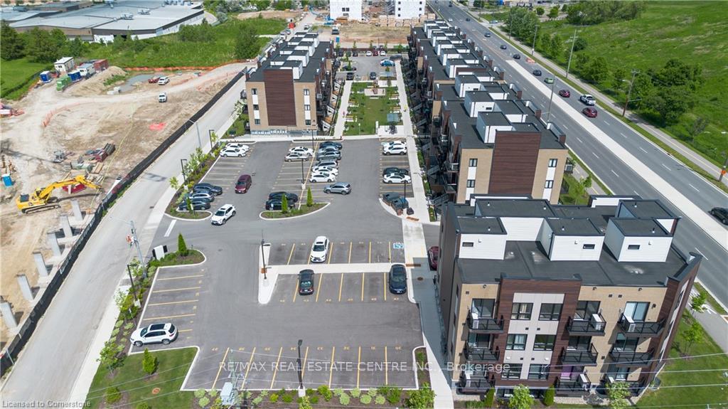 Photo 12 of Unit C12, 10 Palace Street, Kitchener — HOMEH