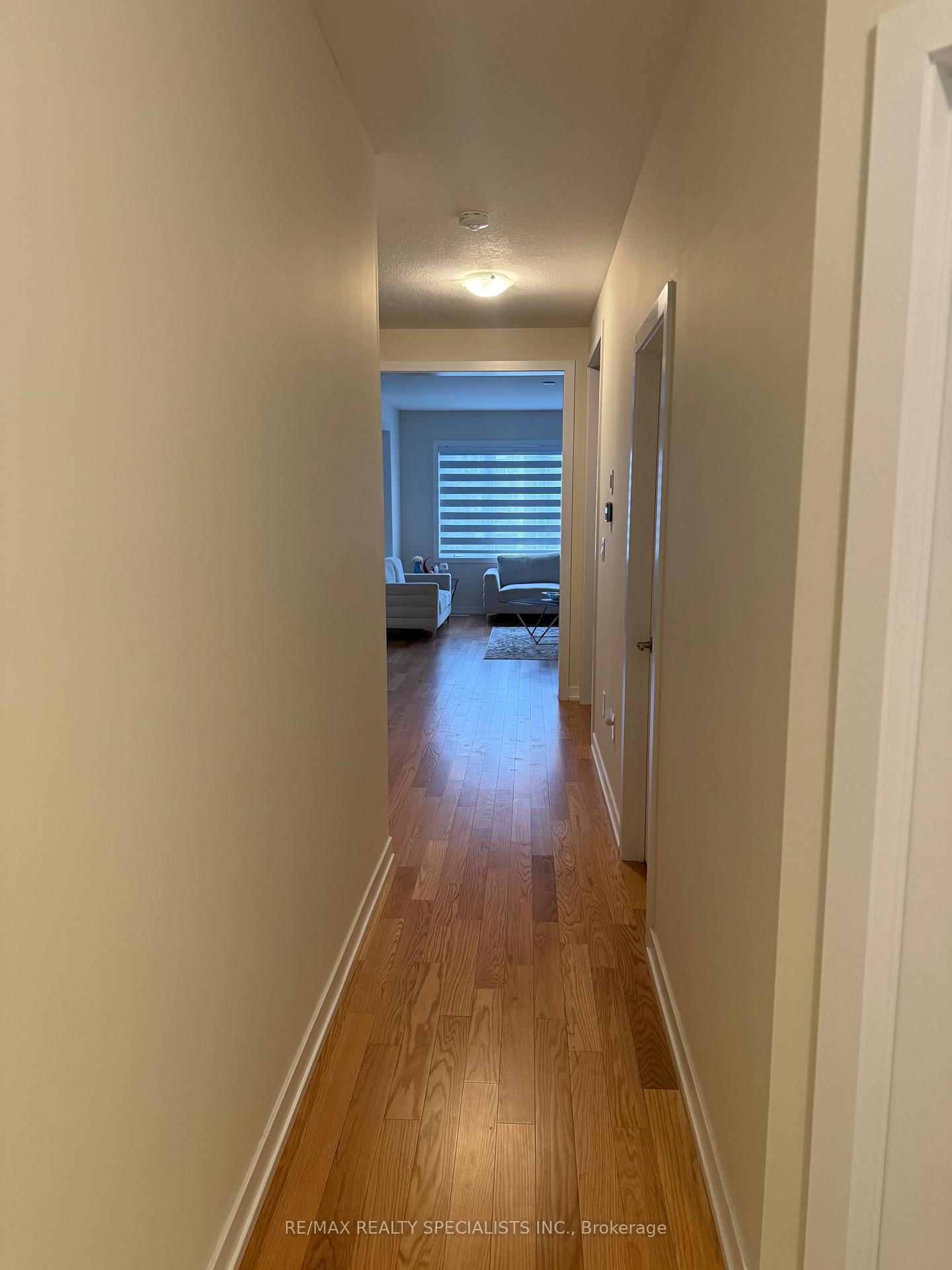 Photo 2 of 84 Lilac Circle, Haldimand — HOMEH