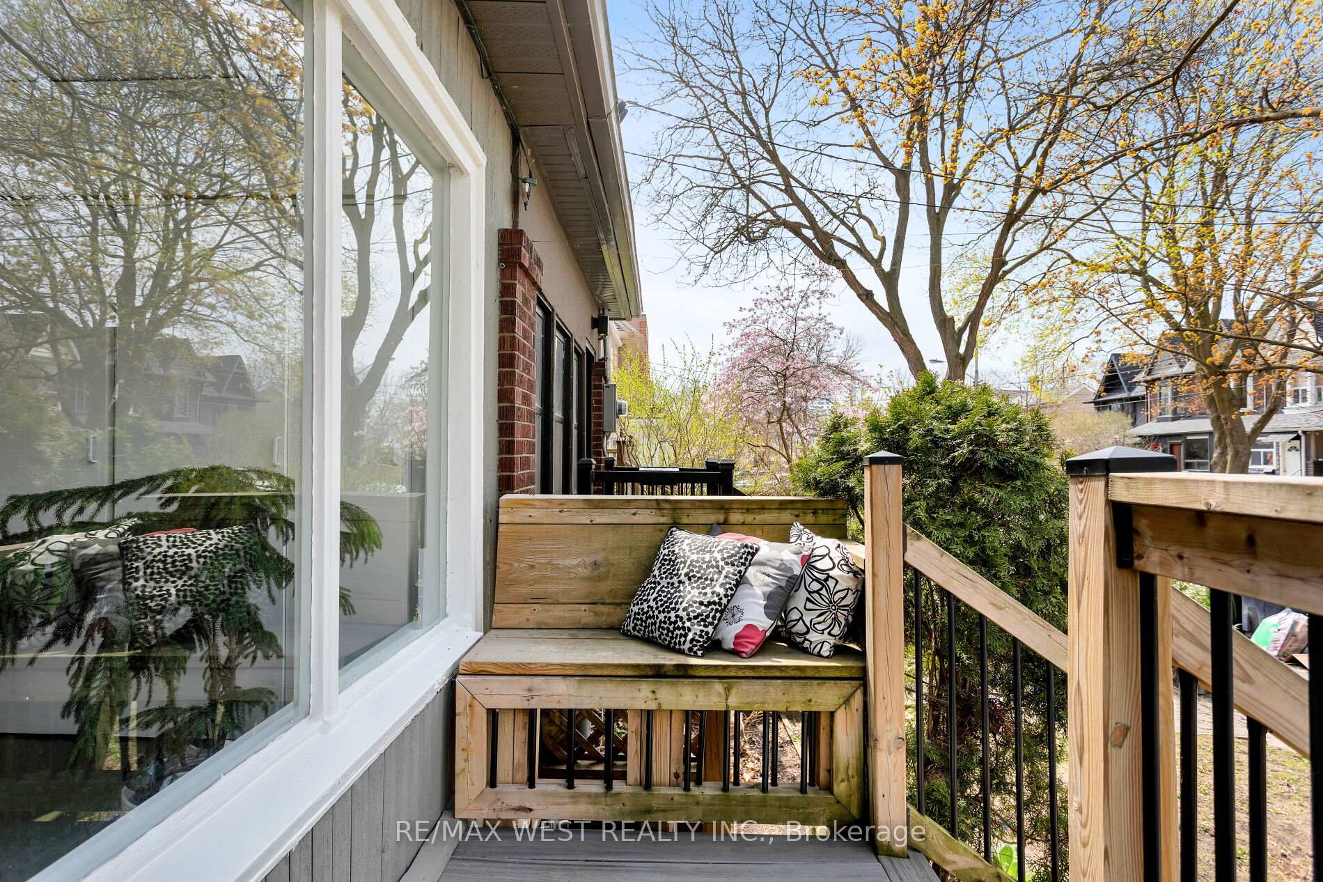 Photo 2 of 155 Rhodes Avenue, Toronto, Greenwood-Coxwell — HOMEH