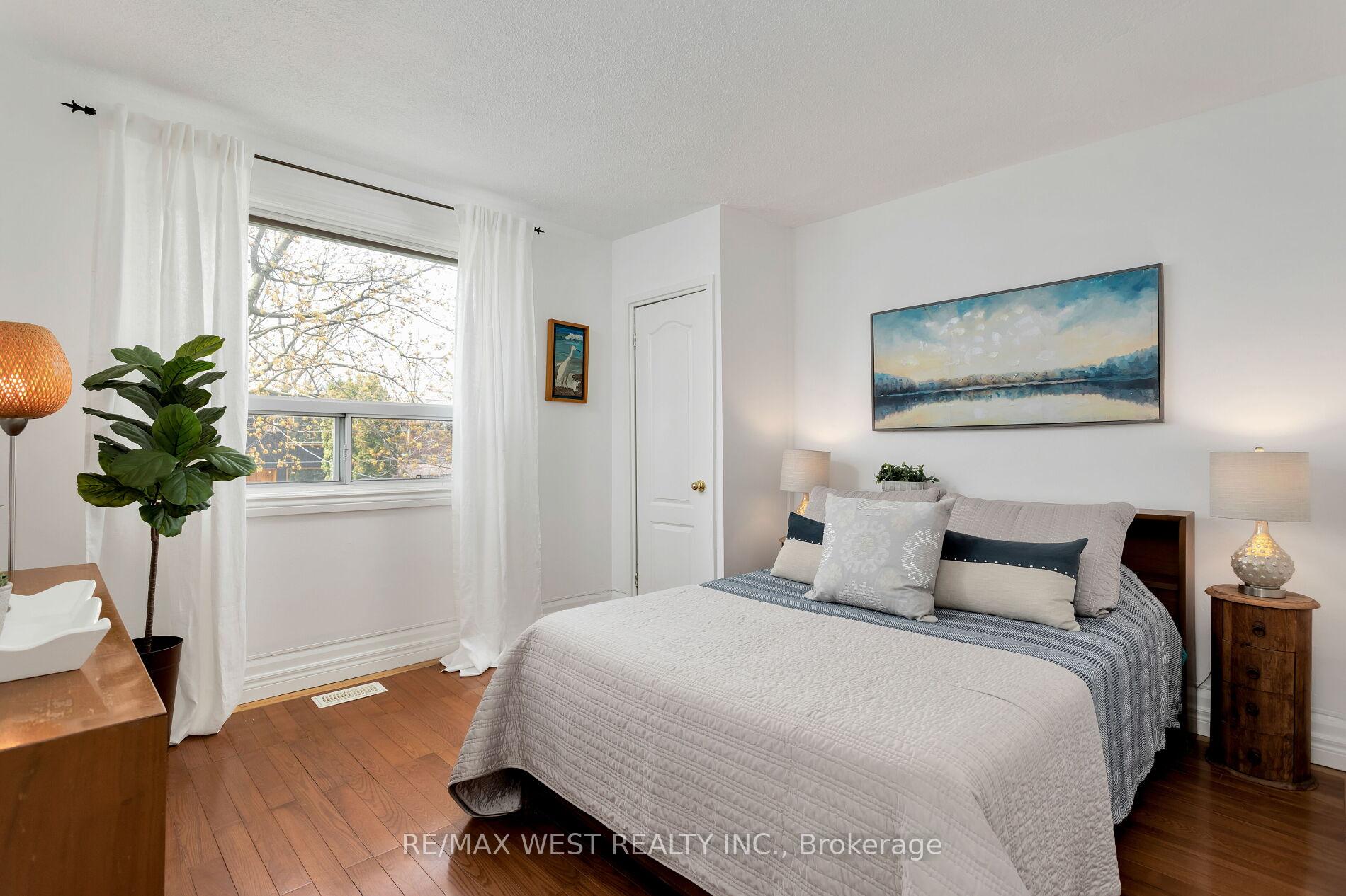 Photo 16 of 155 Rhodes Avenue, Toronto, Greenwood-Coxwell — HOMEH