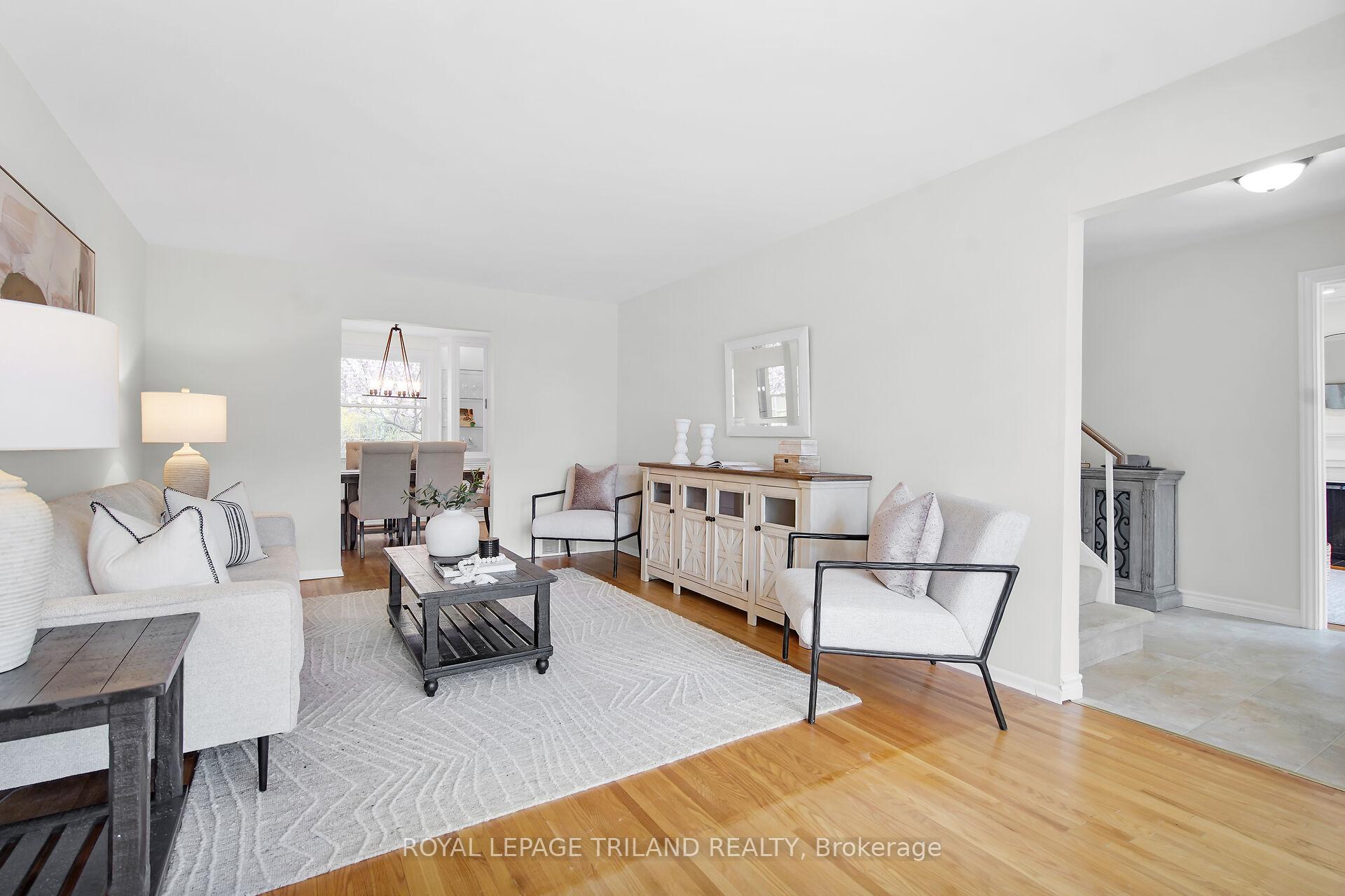 Photo 2 of 905 Fontaine Road, London, North M — HOMEH