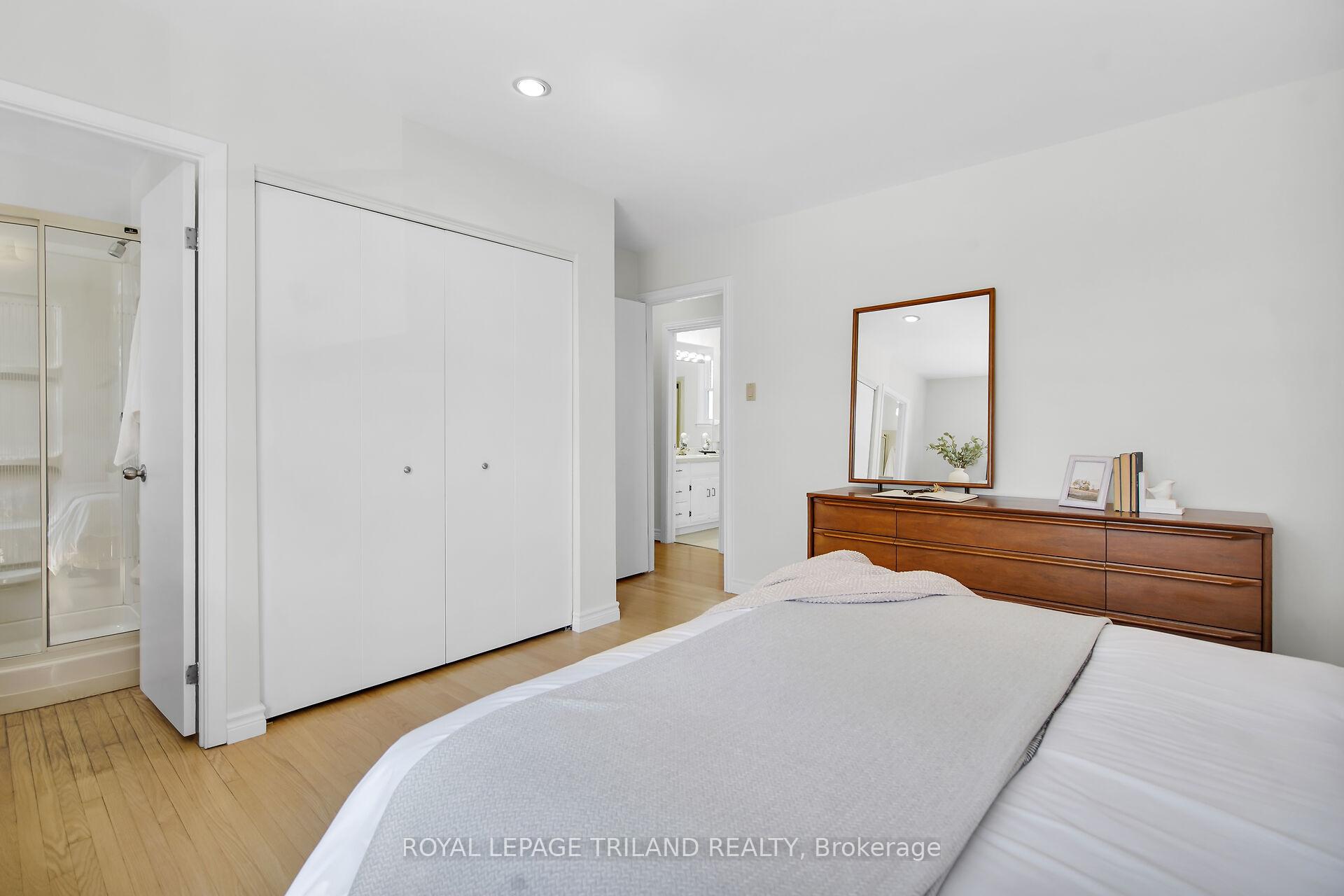 Photo 11 of 905 Fontaine Road, London, North M — HOMEH