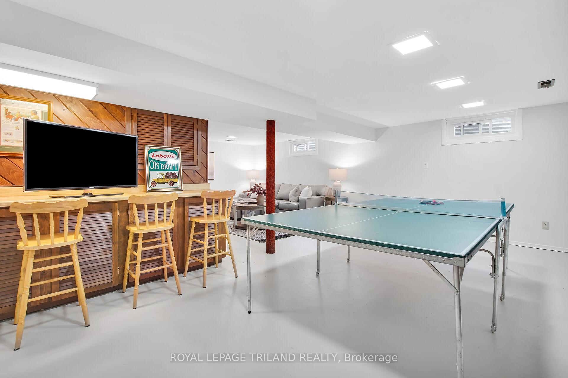 Photo 37 of 905 Fontaine Road, London, North M — HOMEH