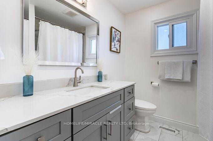 Photo 19 of 95 Havelock Drive, Brampton, Fletcher's Creek South — HOMEH