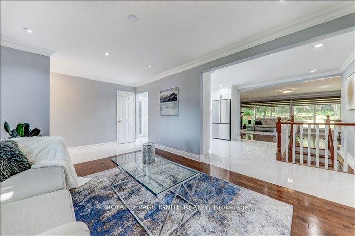 Photo 13 of 1931 Glendale Drive, Pickering, Liverpool — HOMEH