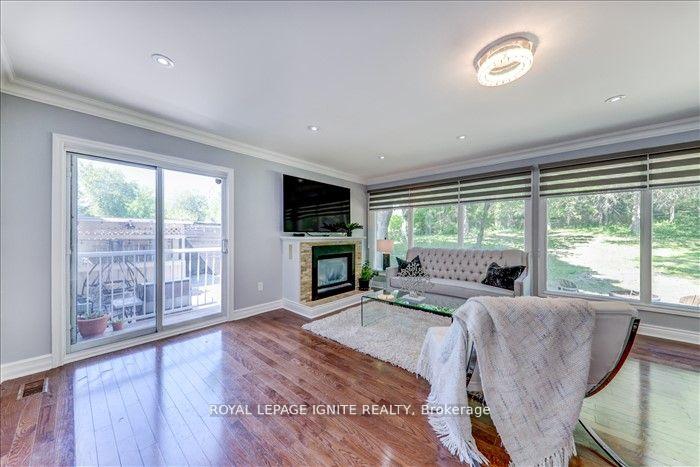 Photo 15 of 1931 Glendale Drive, Pickering, Liverpool — HOMEH