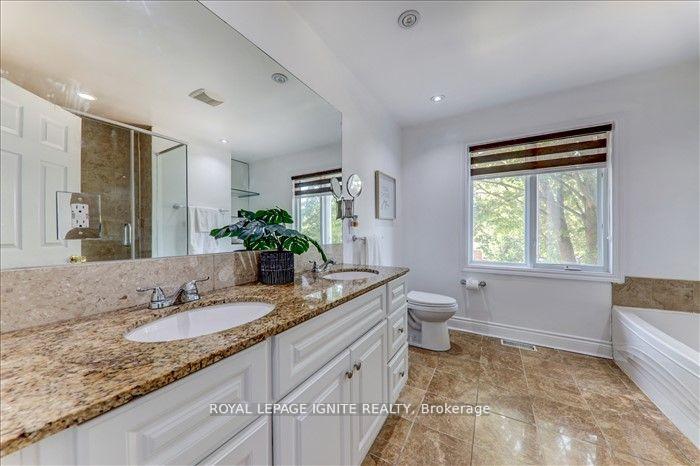 Photo 28 of 1931 Glendale Drive, Pickering, Liverpool — HOMEH