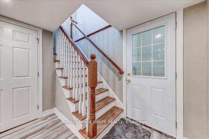 Photo 24 of 1931 Glendale Drive, Pickering, Liverpool — HOMEH