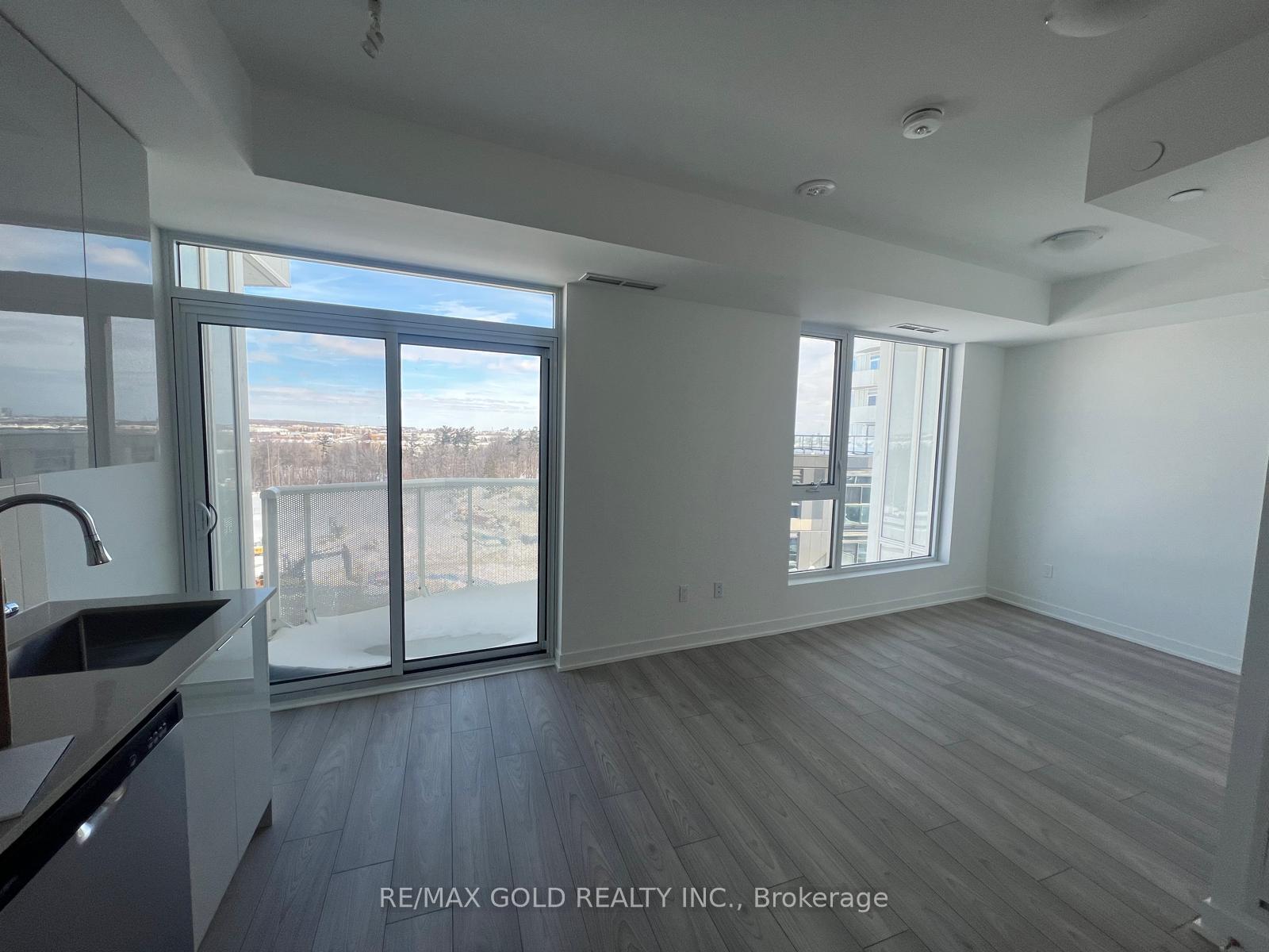 Photo 2 of Unit 728, 498 Caldari Road, Vaughan, Concord — HOMEH