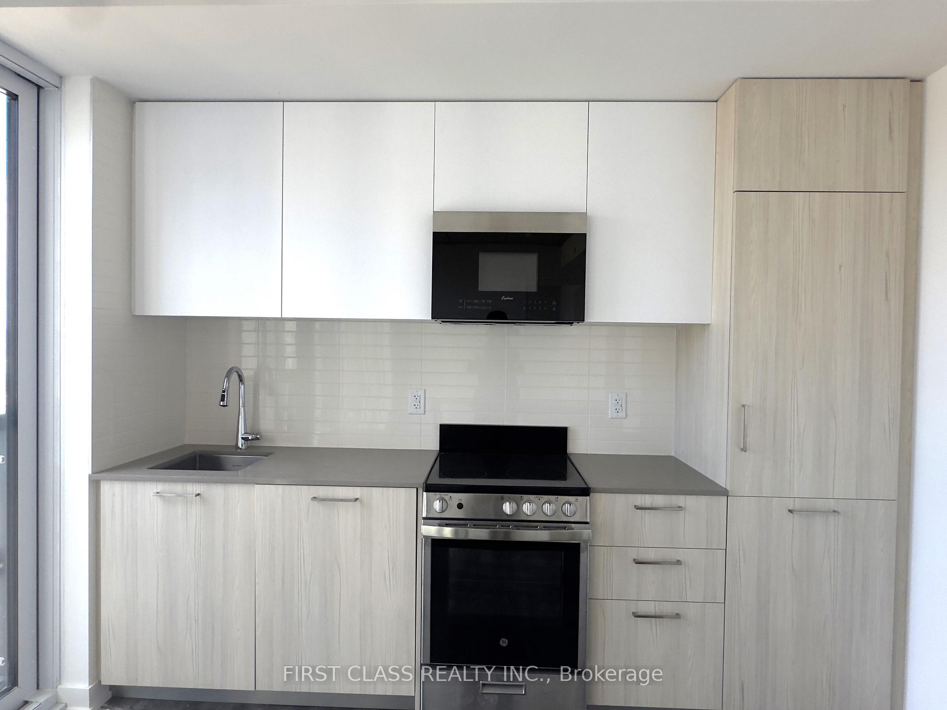 Photo 5 of Unit 3009, 65 Mutual Street, Toronto, Church-Yonge Corridor — HOMEH