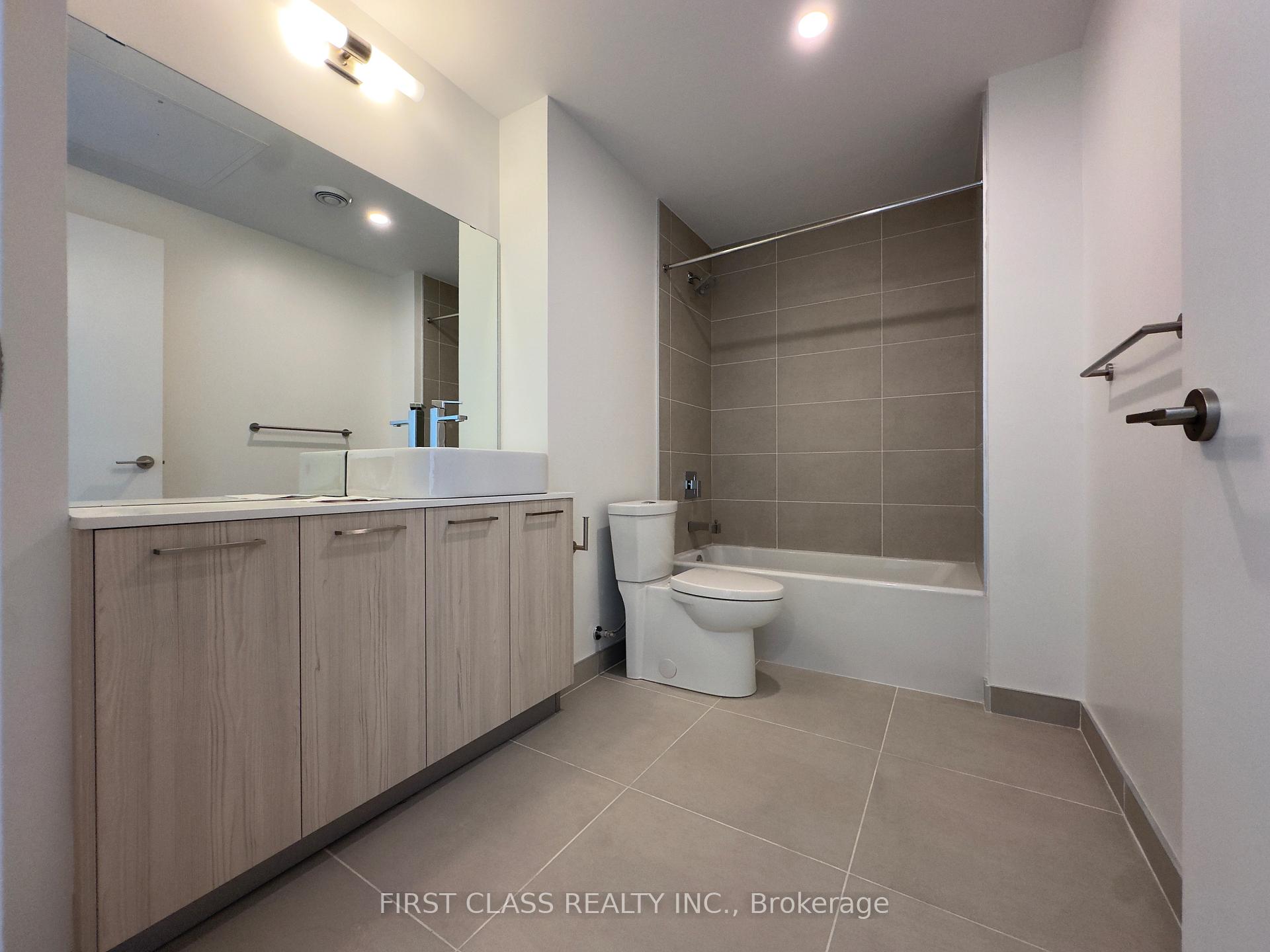 Photo 13 of Unit 3009, 65 Mutual Street, Toronto, Church-Yonge Corridor — HOMEH