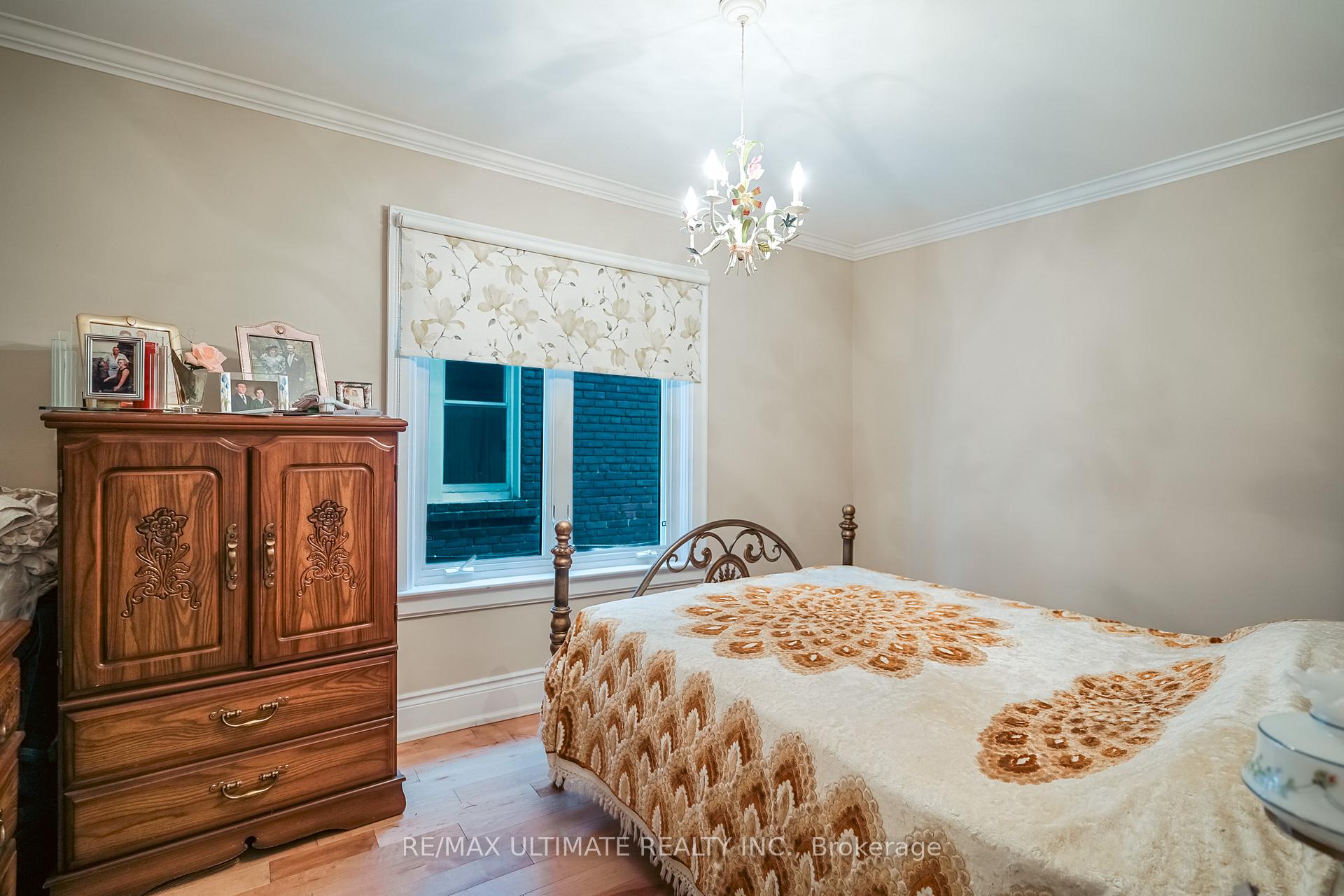 Photo 11 of 492 Strathmore Boulevard, Toronto, Danforth — HOMEH