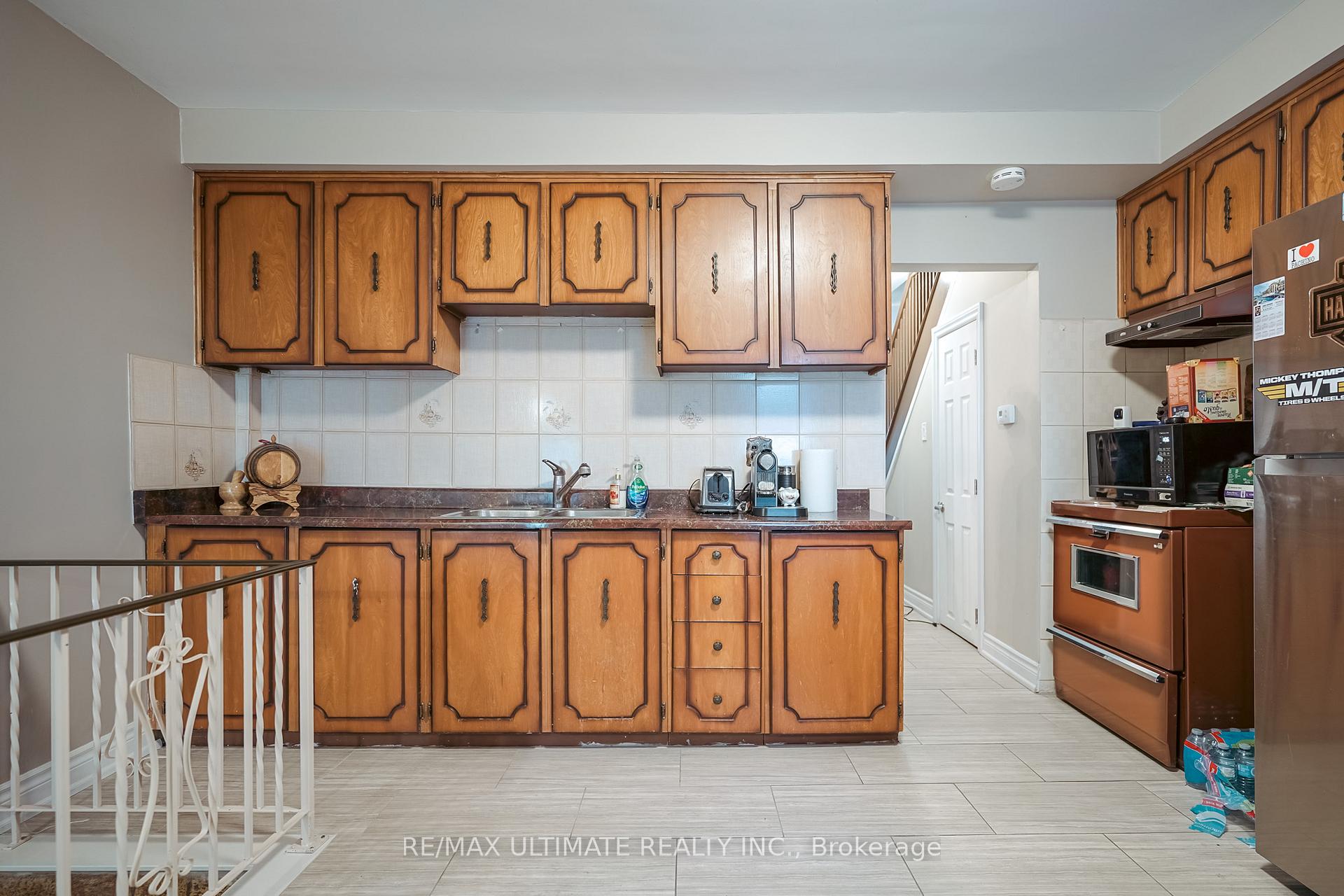 Photo 19 of 492 Strathmore Boulevard, Toronto, Danforth — HOMEH