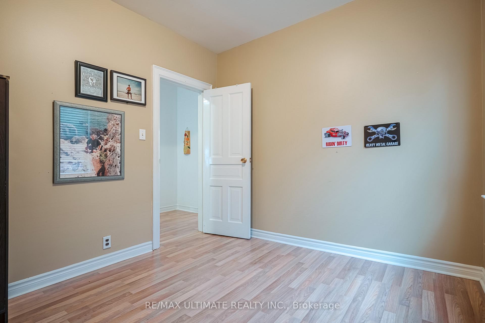 Photo 20 of 492 Strathmore Boulevard, Toronto, Danforth — HOMEH