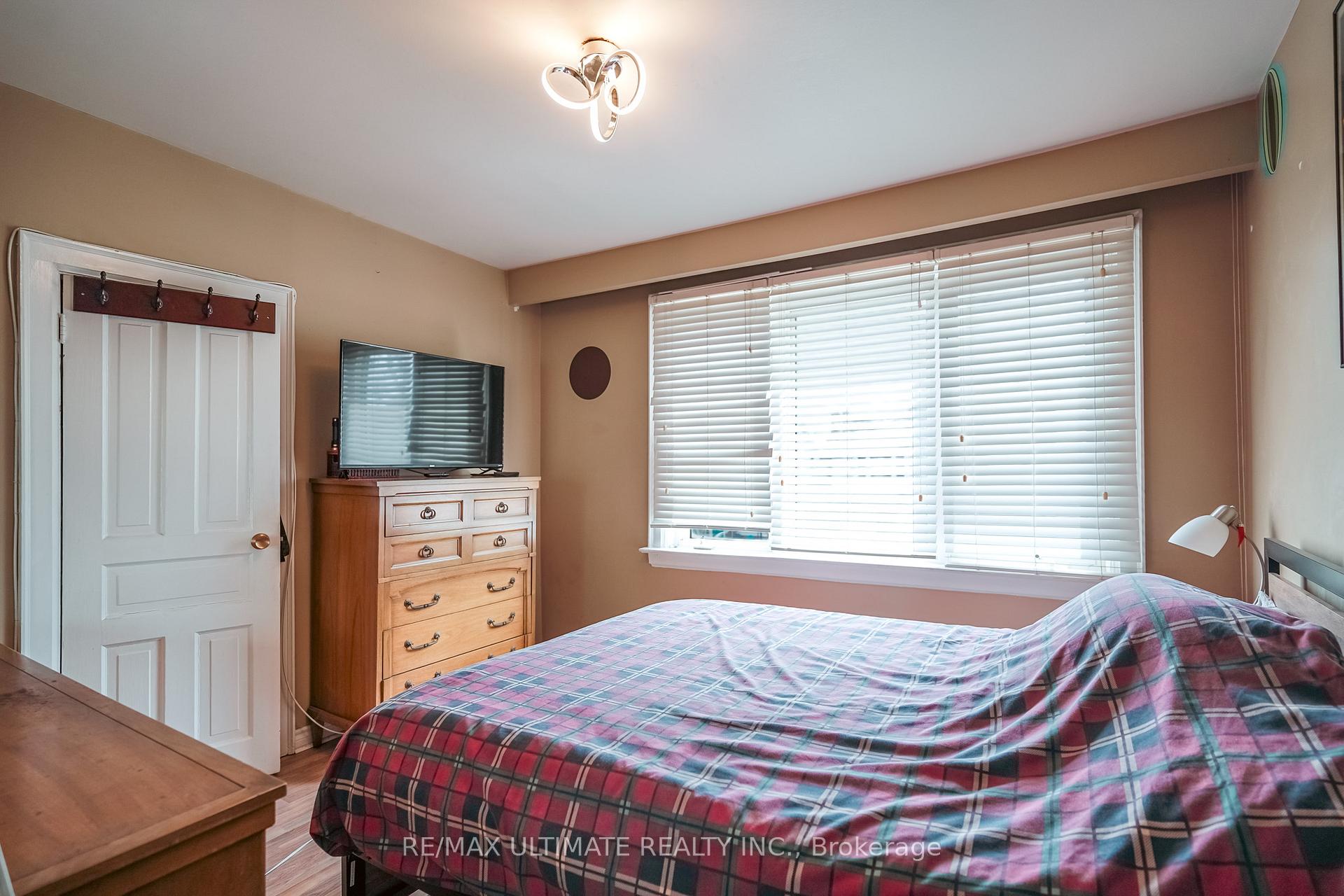Photo 16 of 492 Strathmore Boulevard, Toronto, Danforth — HOMEH