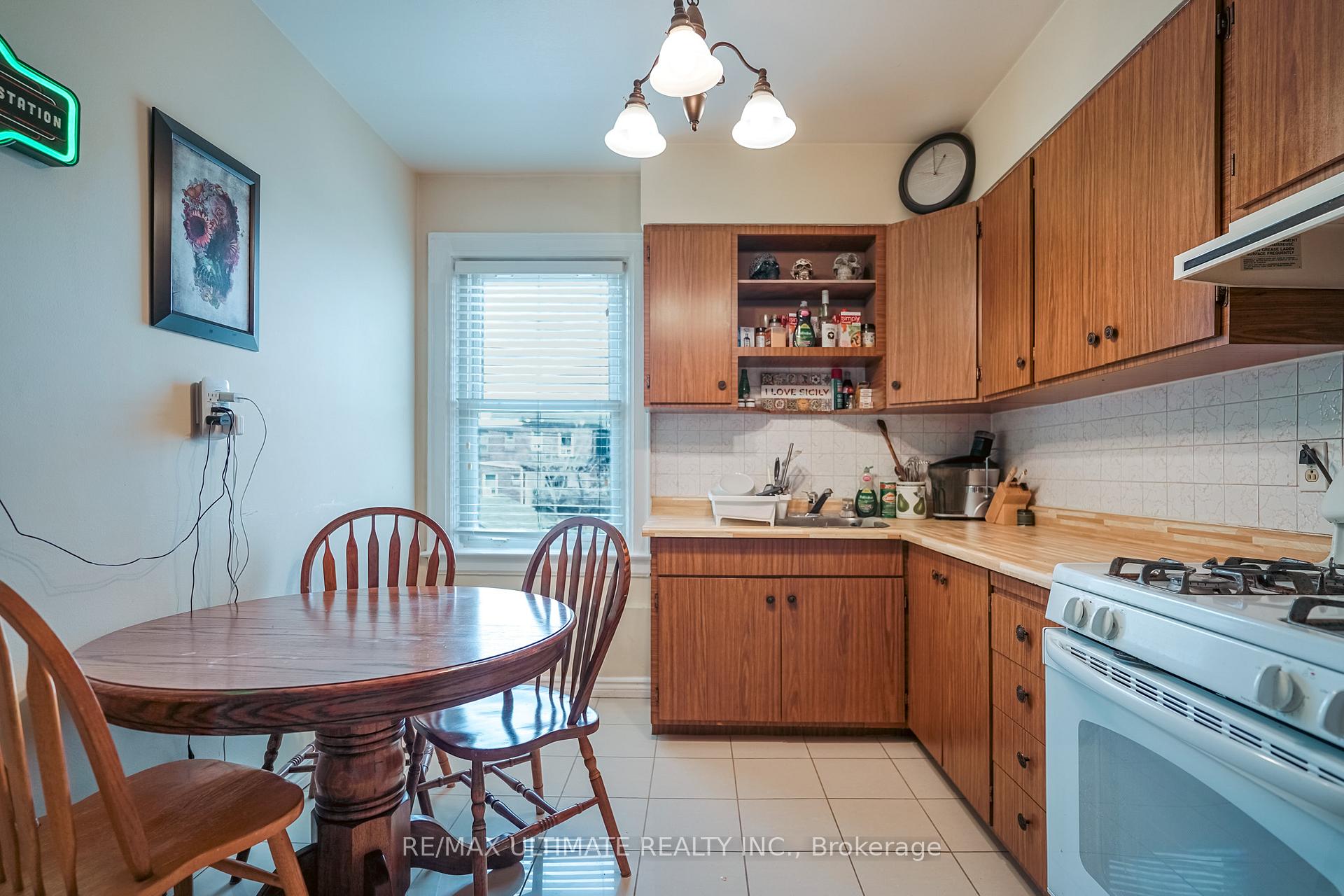 Photo 26 of 492 Strathmore Boulevard, Toronto, Danforth — HOMEH