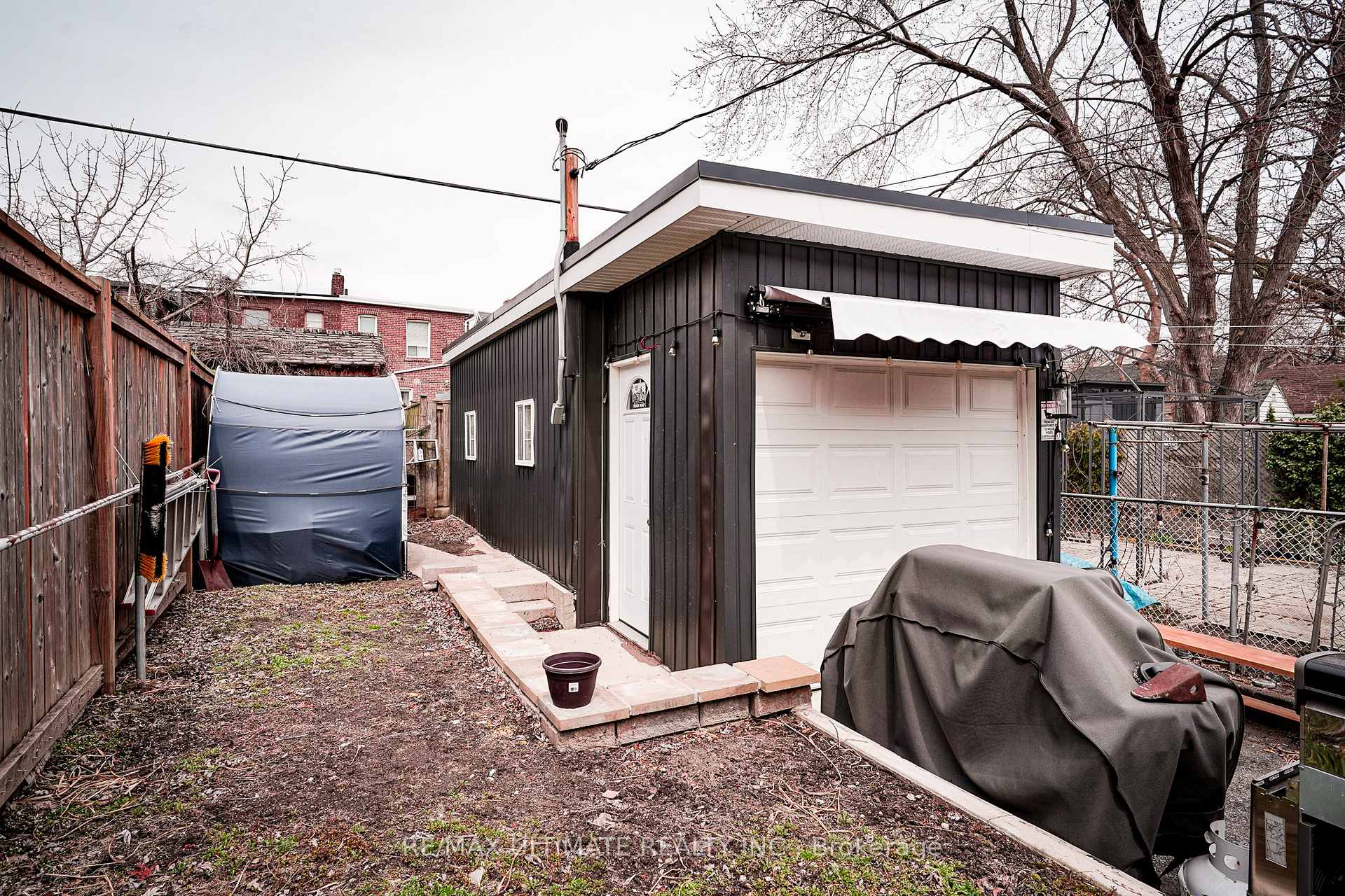 Photo 24 of 492 Strathmore Boulevard, Toronto, Danforth — HOMEH