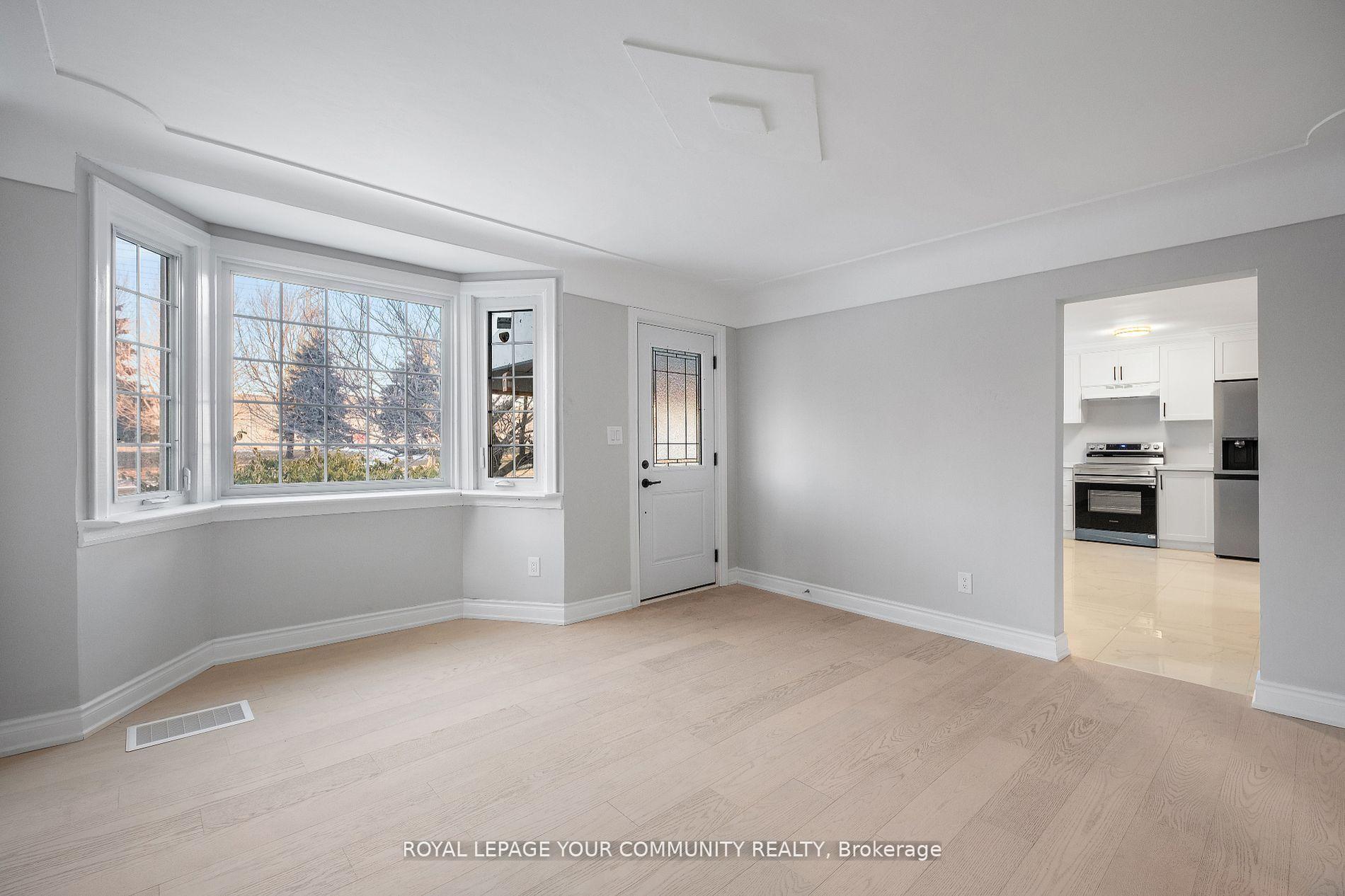 Photo 3 of 1192 Leaside Road, Hamilton, Parkview — HOMEH