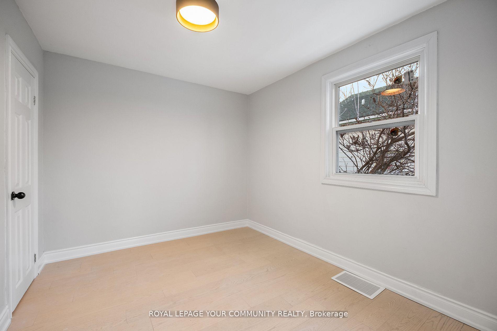 Photo 7 of 1192 Leaside Road, Hamilton, Parkview — HOMEH