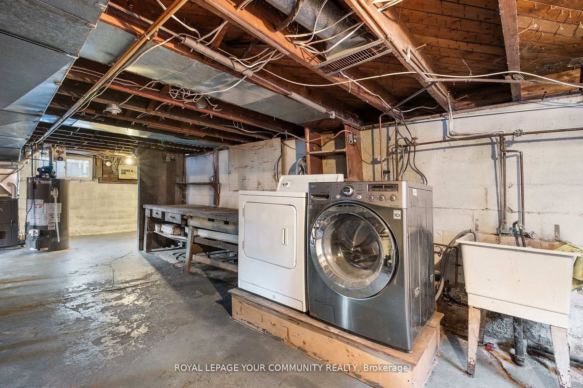 Photo 23 of 1192 Leaside Road, Hamilton, Parkview — HOMEH