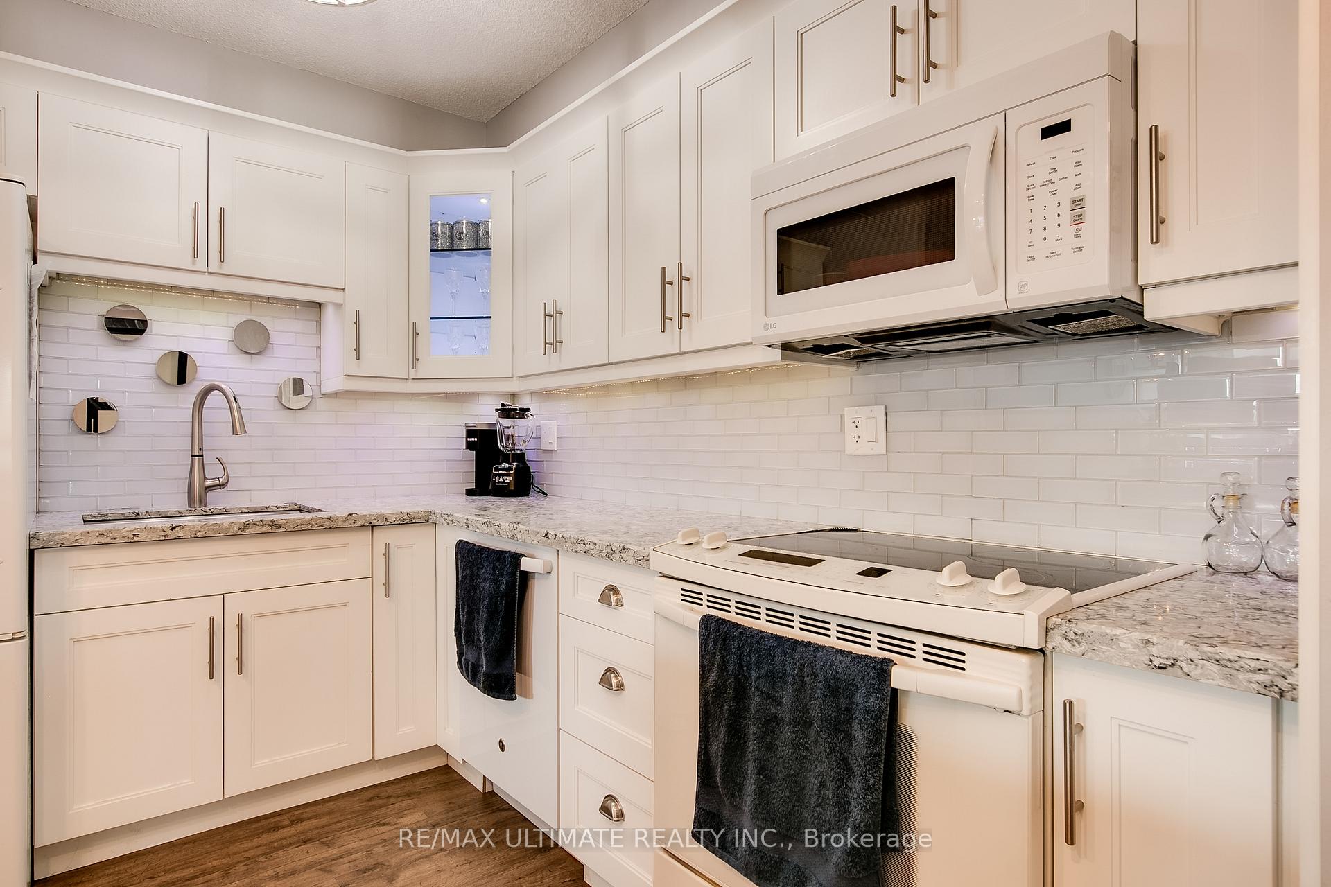 Photo 2 of Unit 309, 80 Athol Street, Oshawa, Central — HOMEH