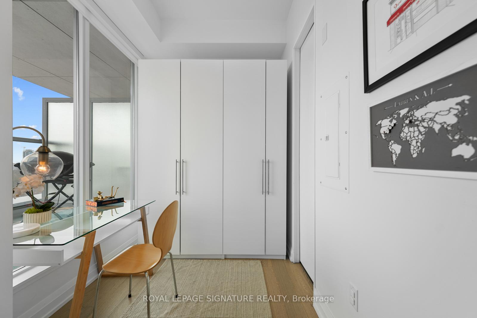 Photo 4 of Unit 808, 835 St Clair Avenue W, Toronto, Wychwood — HOMEH