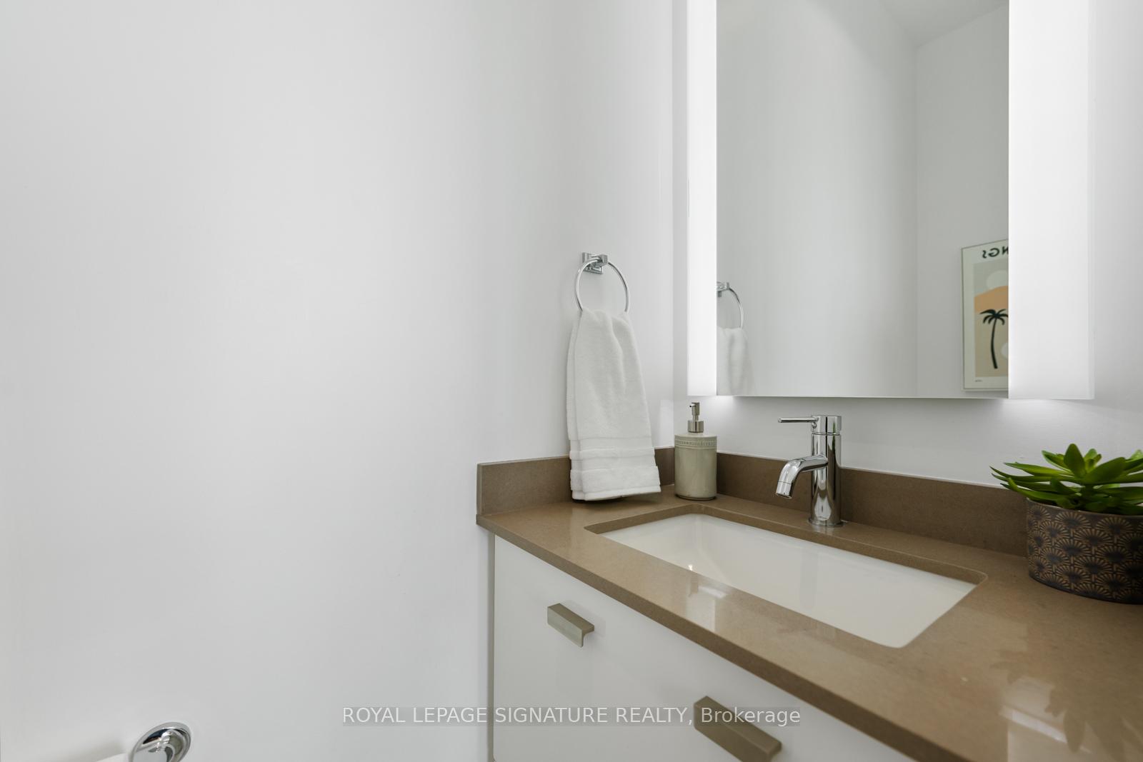 Photo 9 of Unit 808, 835 St Clair Avenue W, Toronto, Wychwood — HOMEH