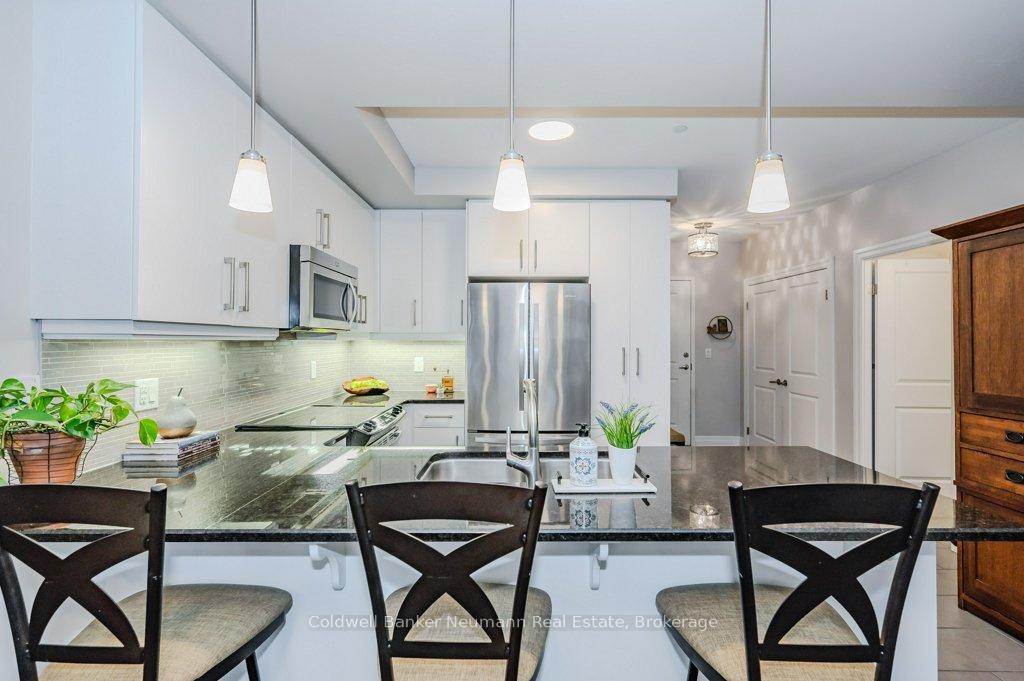 Photo 4 of Unit 806, 160 Macdonell Street, Guelph, Downtown — HOMEH