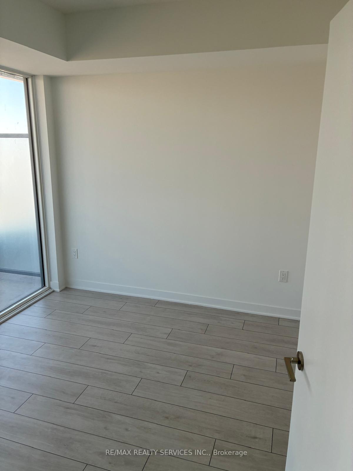 Photo 4 of Unit 1813, 260 Malta Avenue, Brampton, Fletcher's Creek South — HOMEH
