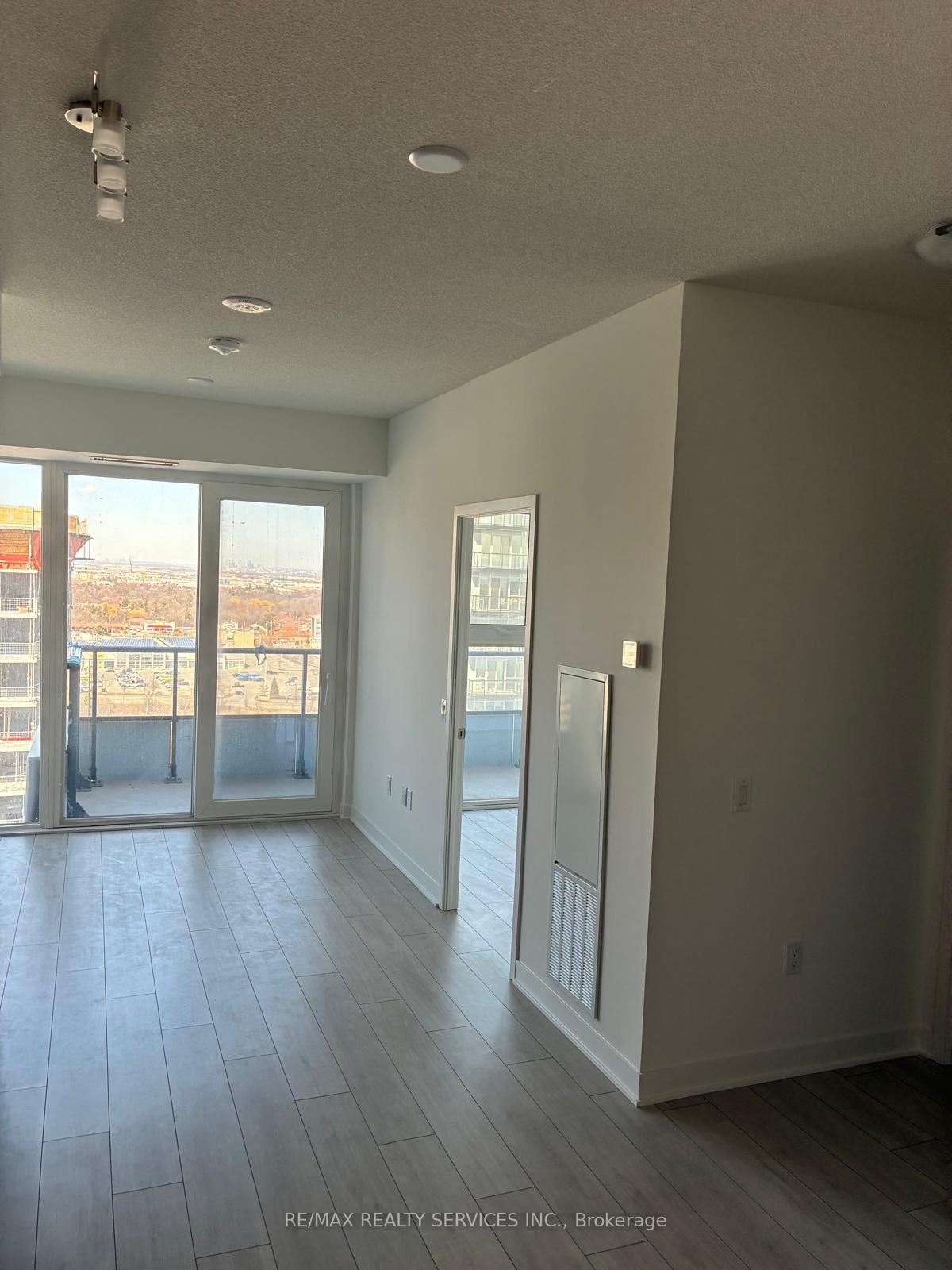 Photo 8 of Unit 1813, 260 Malta Avenue, Brampton, Fletcher's Creek South — HOMEH