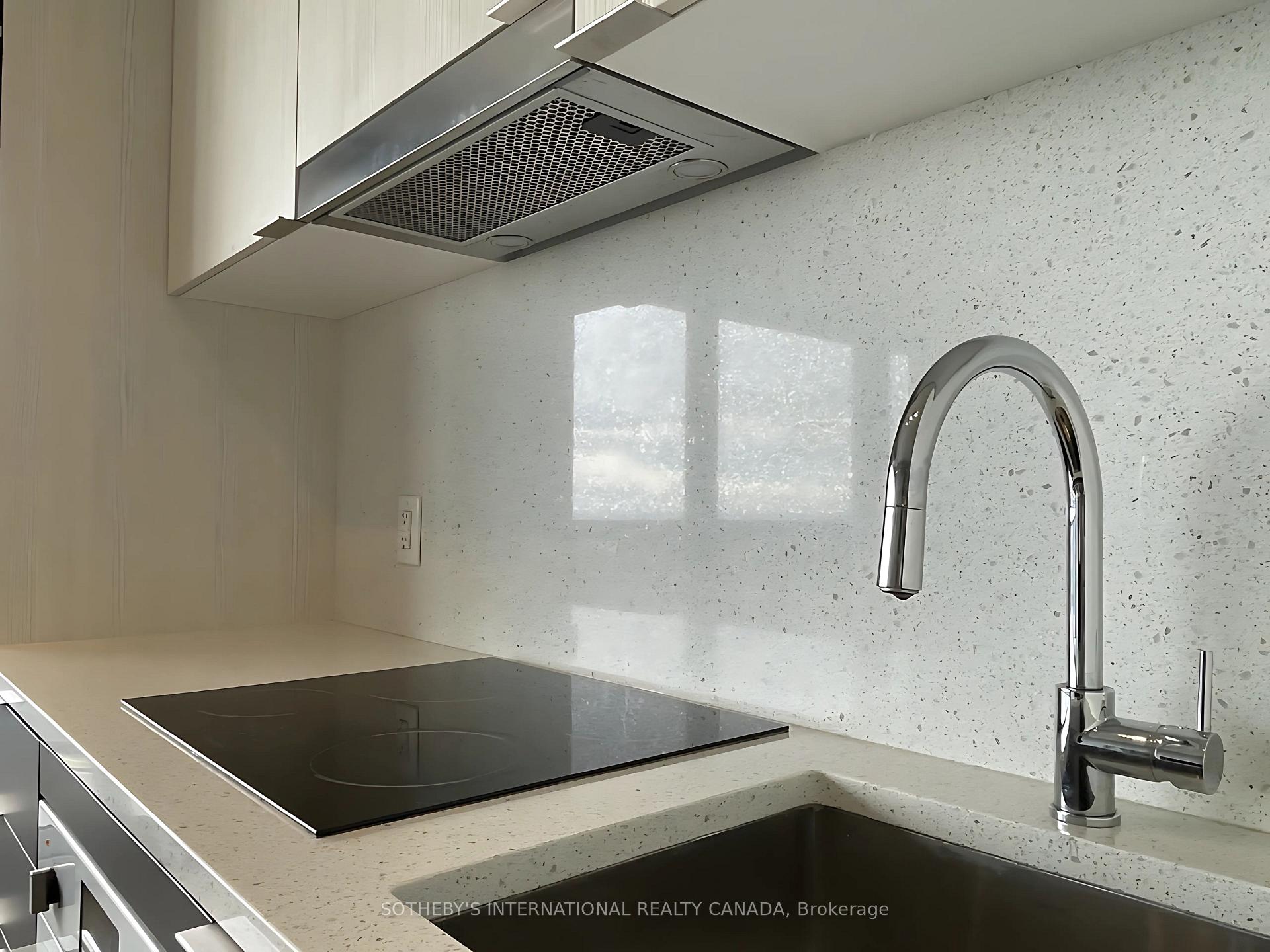 Photo 7 of Unit 2201, 170 Bayview Avenue, Toronto, Waterfront Communities — HOMEH
