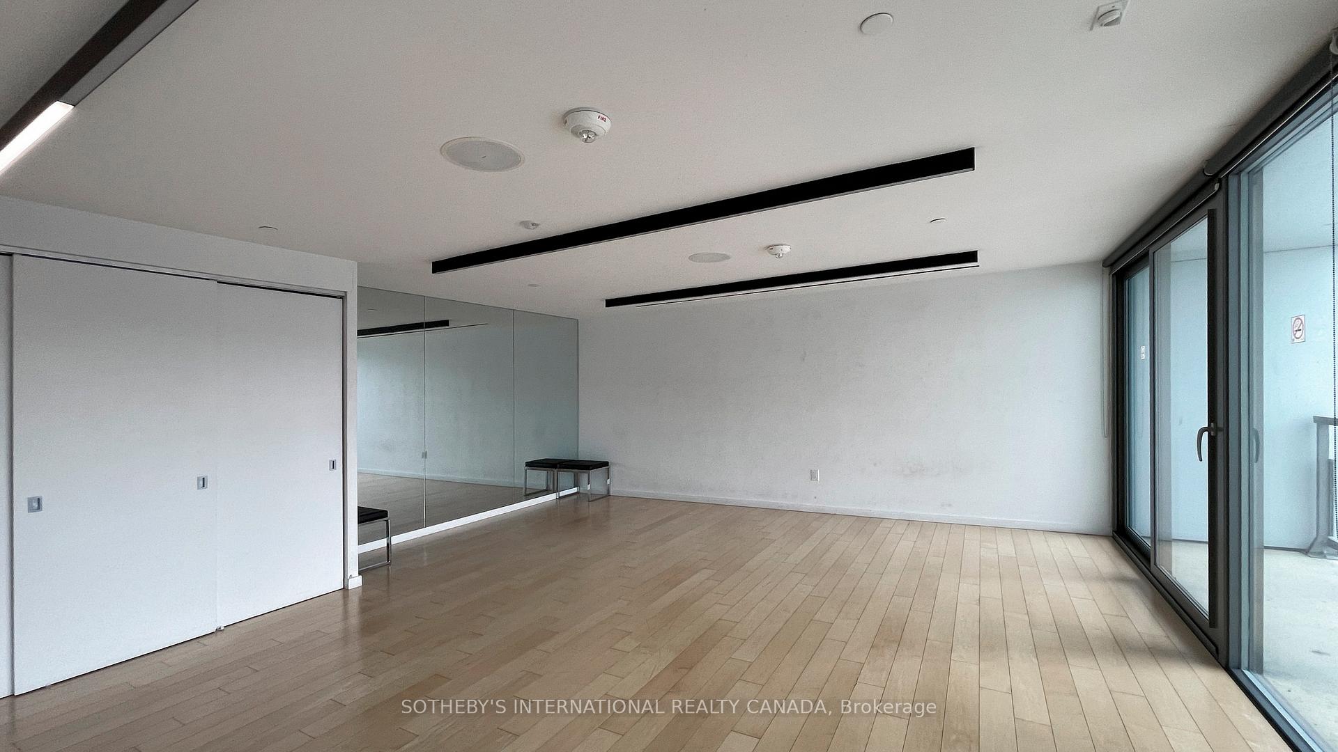 Photo 13 of Unit 2201, 170 Bayview Avenue, Toronto, Waterfront Communities — HOMEH