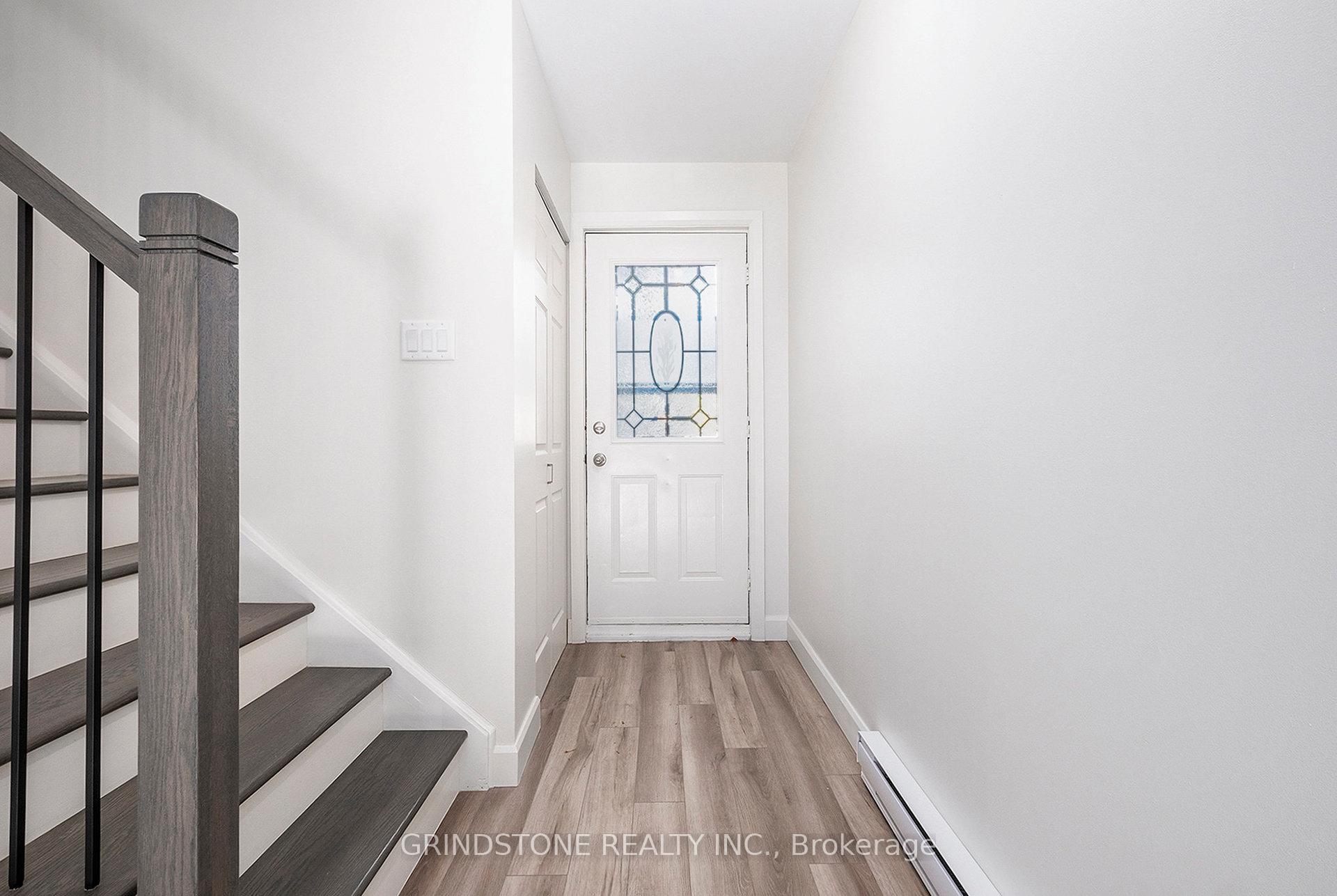 Photo 7 of 79 Grady Crescent, Ottawa, Sheahan Estates/Trend Village — HOMEH