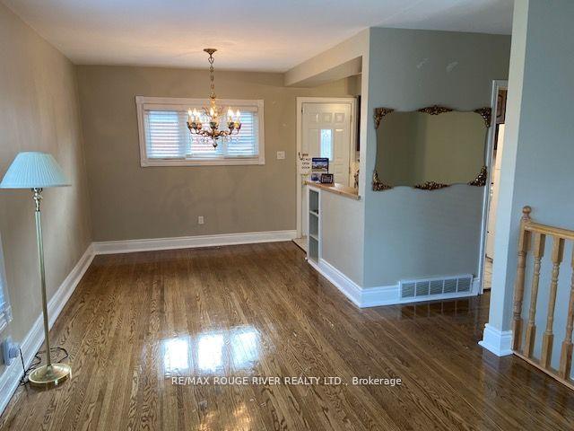 Photo 6 of 117 Shropshire Drive, Scarborough, Dorset Park — HOMEH