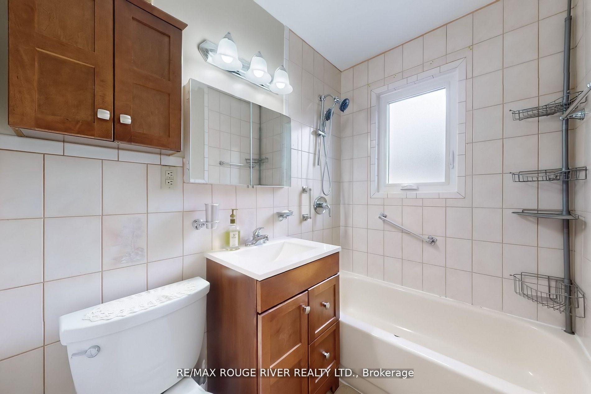 Photo 8 of 117 Shropshire Drive, Scarborough, Dorset Park — HOMEH