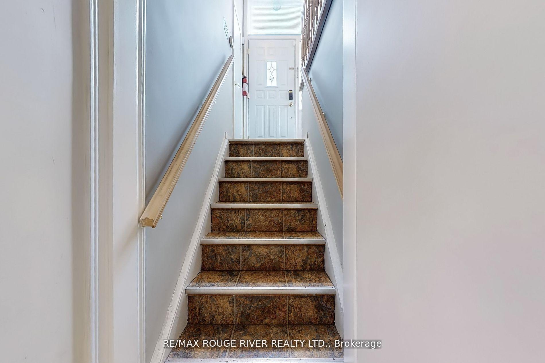 Photo 9 of 117 Shropshire Drive, Scarborough, Dorset Park — HOMEH