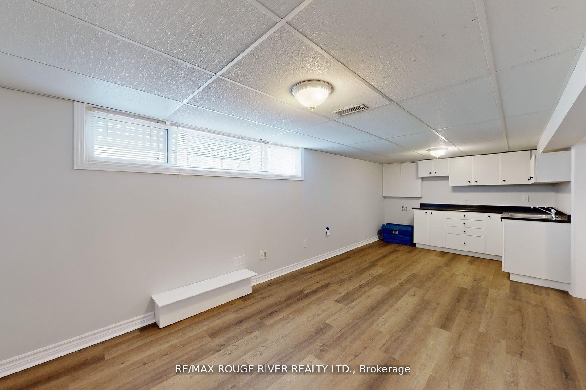 Photo 10 of 117 Shropshire Drive, Scarborough, Dorset Park — HOMEH