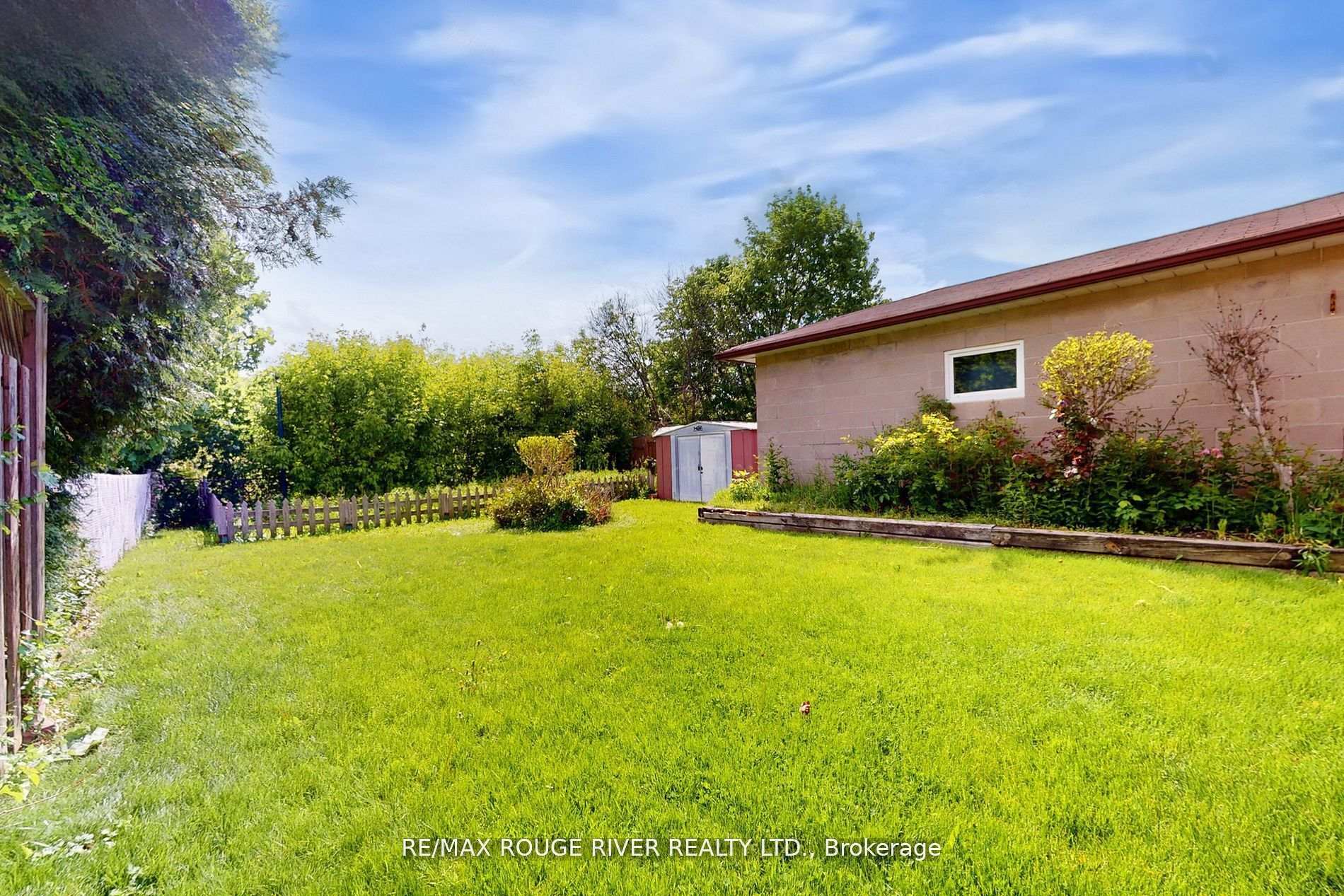 Photo 24 of 117 Shropshire Drive, Scarborough, Dorset Park — HOMEH