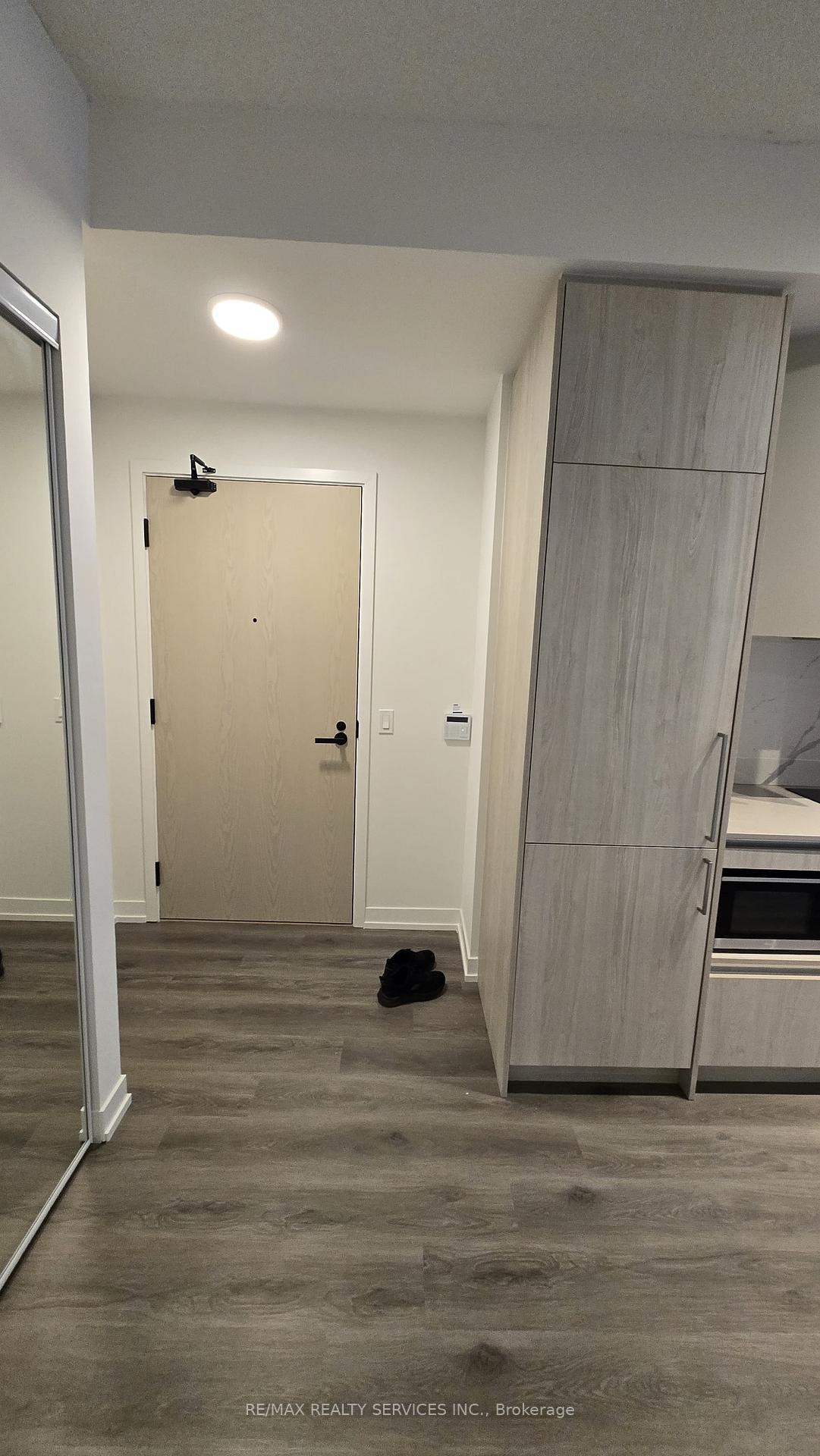 Photo 2 of Unit 2315, 225 Commerce Street, Vaughan, Vaughan Corporate Centre — HOMEH