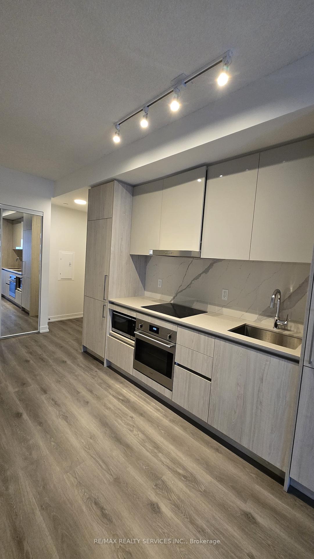 Photo 15 of Unit 2315, 225 Commerce Street, Vaughan, Vaughan Corporate Centre — HOMEH