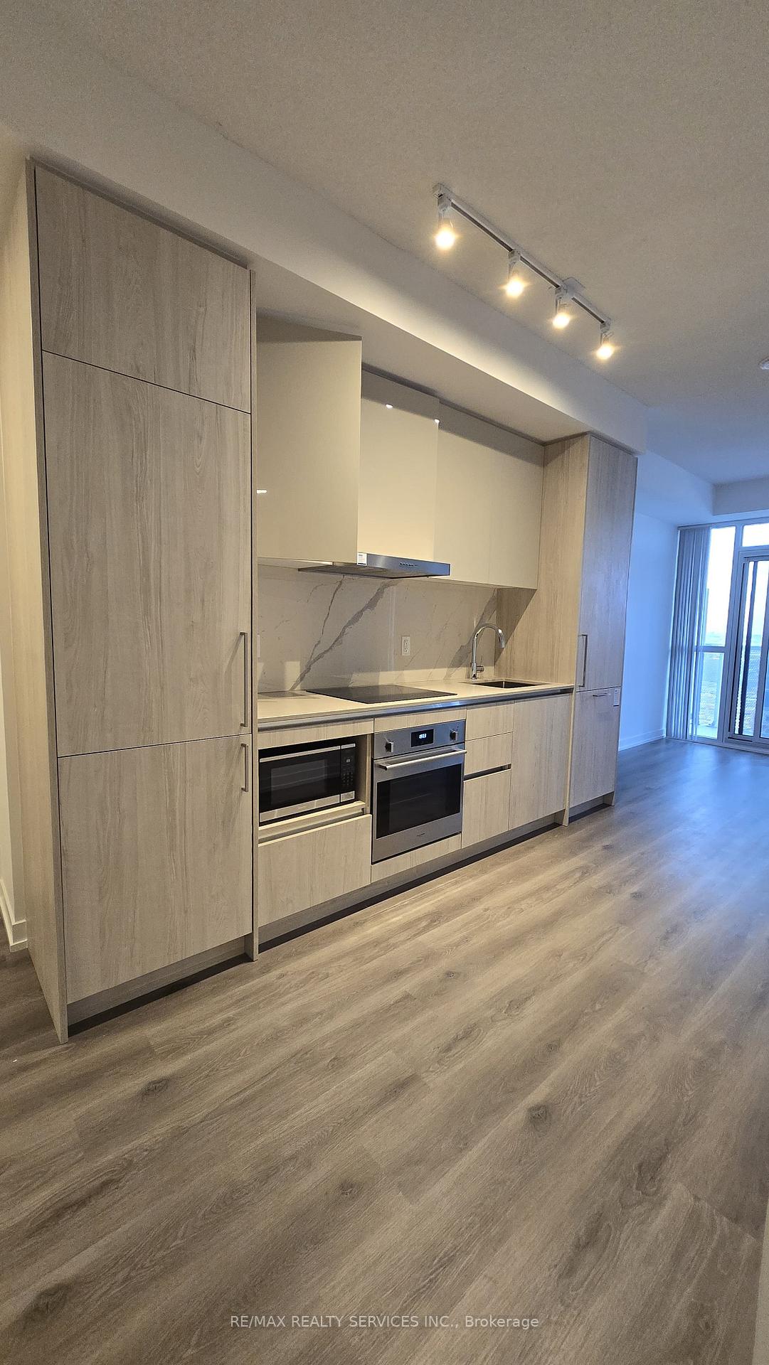 Photo 7 of Unit 2315, 225 Commerce Street, Vaughan, Vaughan Corporate Centre — HOMEH