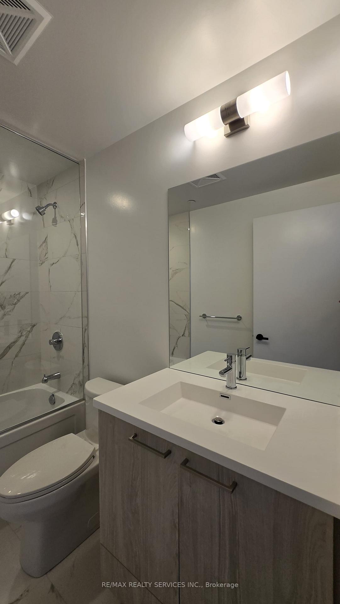 Photo 20 of Unit 2315, 225 Commerce Street, Vaughan, Vaughan Corporate Centre — HOMEH