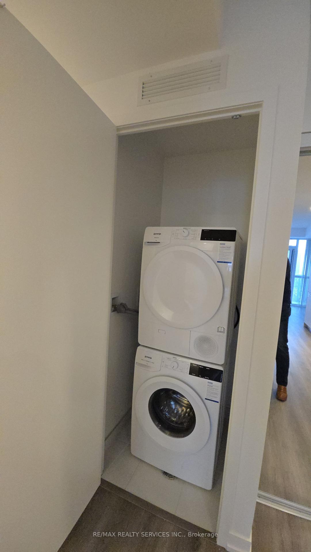 Photo 22 of Unit 2315, 225 Commerce Street, Vaughan, Vaughan Corporate Centre — HOMEH