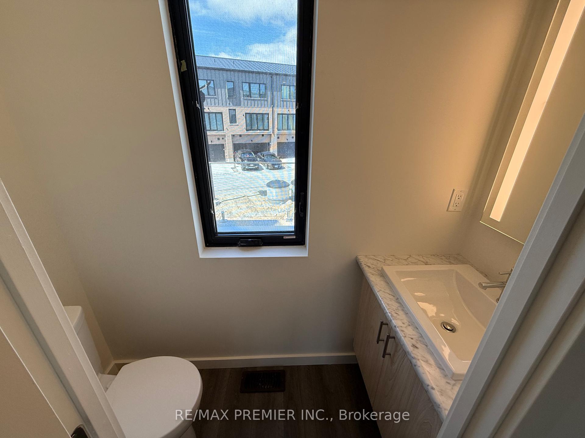 Photo 6 of 22 Rainwater Lane, Barrie, Holly — HOMEH
