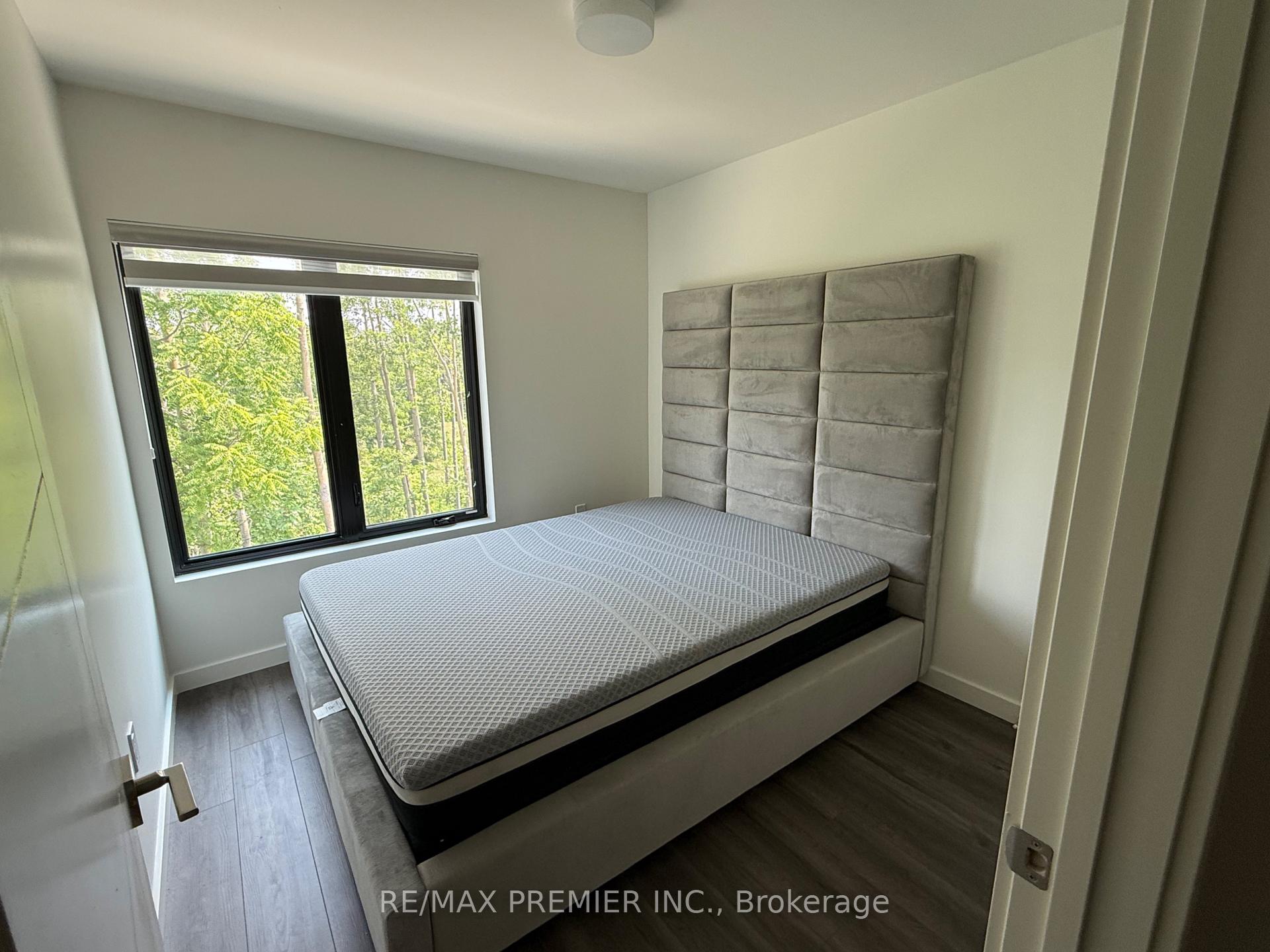 Photo 13 of 22 Rainwater Lane, Barrie, Holly — HOMEH