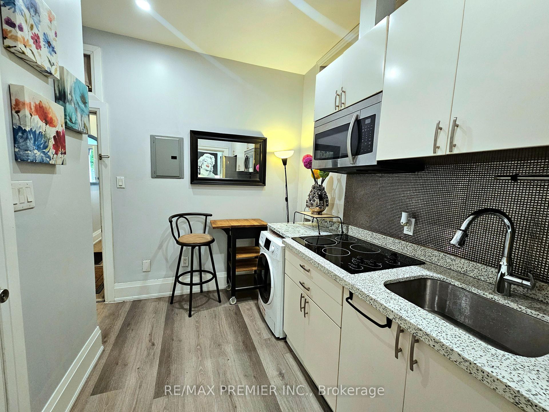 Photo 6 of Unit 101, 454 Gerrard Street, Toronto, Cabbagetown-South St. James Town — HOMEH