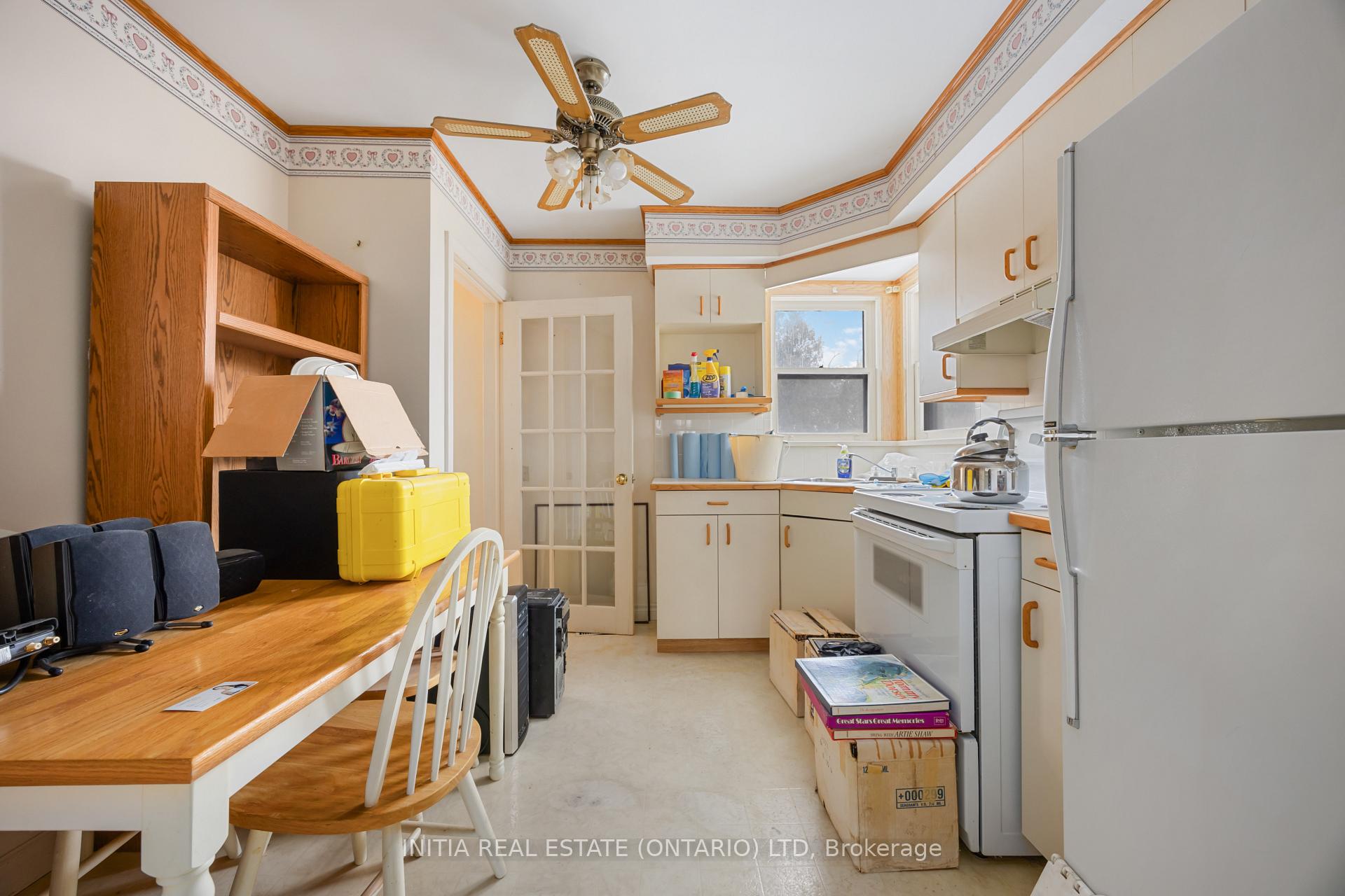 Photo 16 of 41 Tunis Avenue, Sarnia — HOMEH