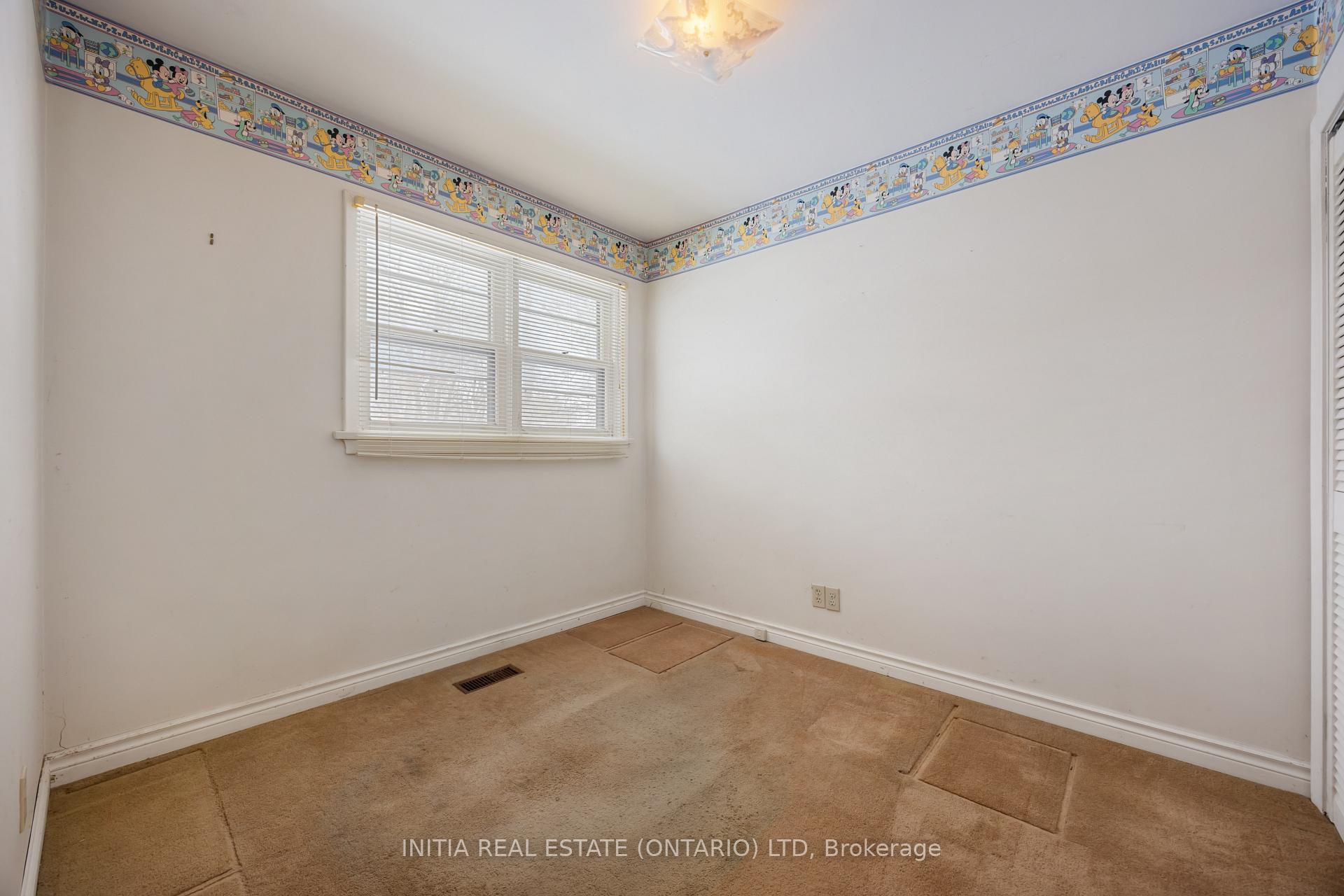 Photo 10 of 41 Tunis Avenue, Sarnia — HOMEH