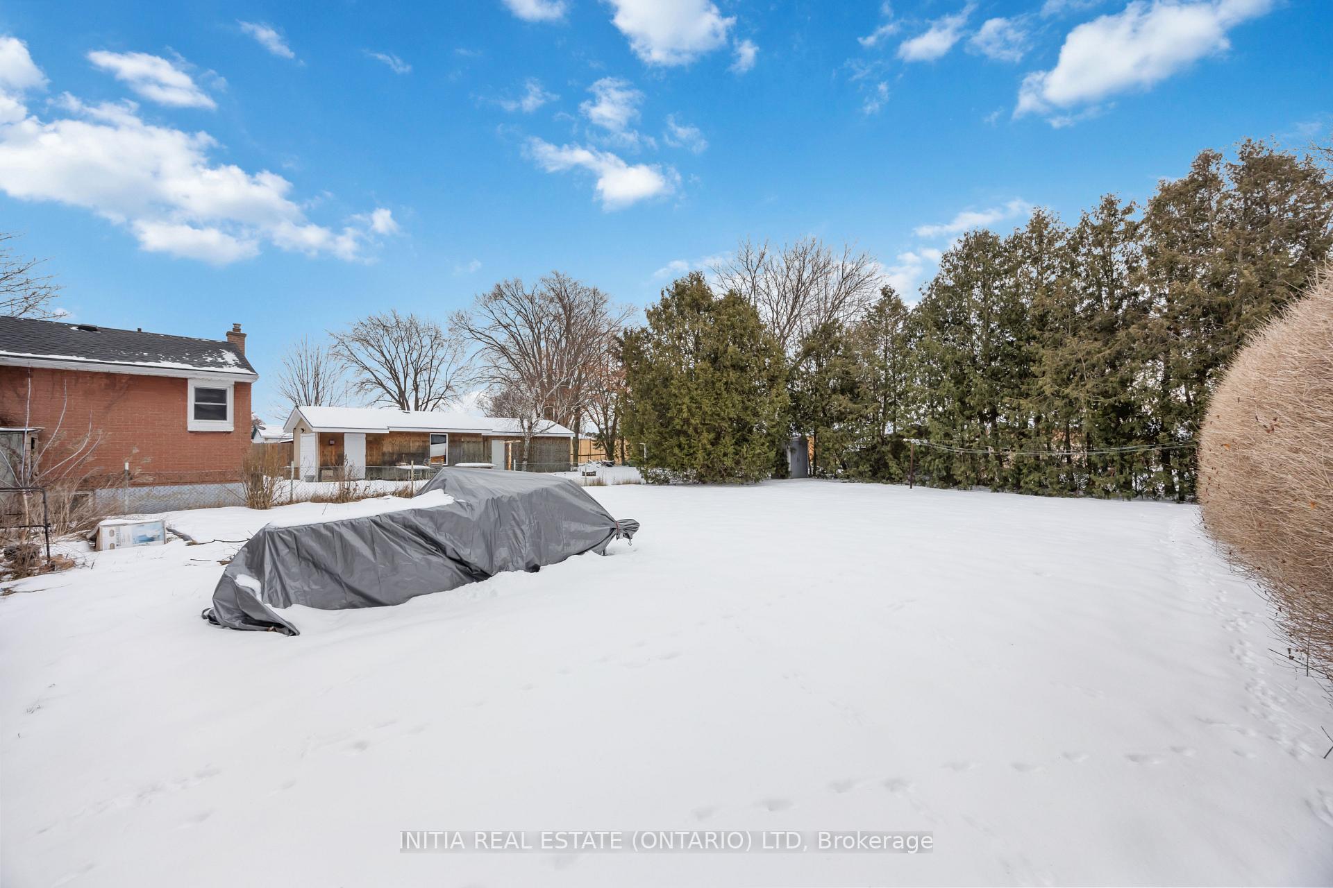 Photo 28 of 41 Tunis Avenue, Sarnia — HOMEH